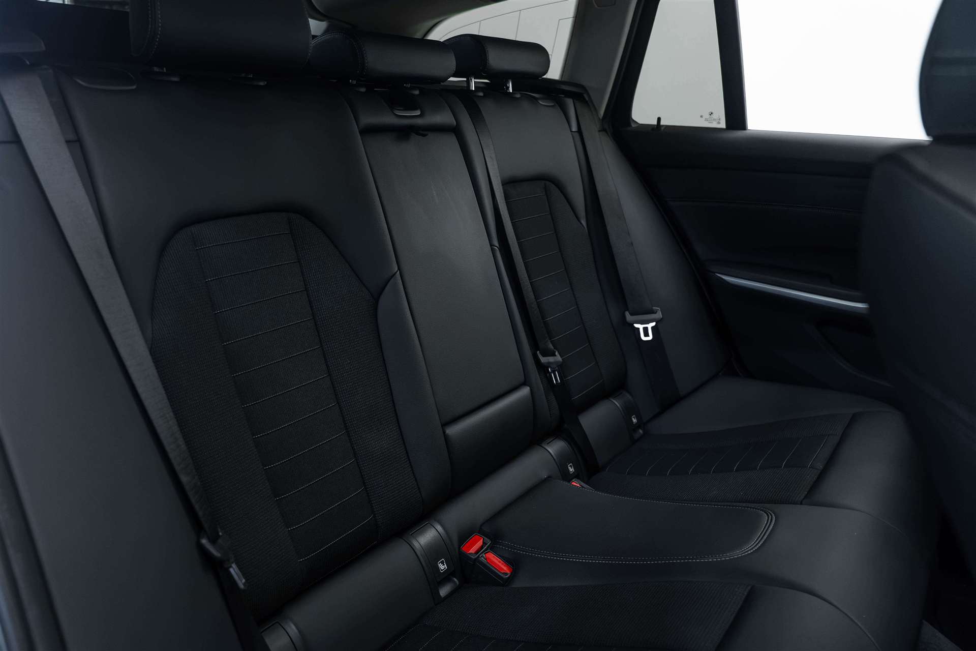 BMW 320d 48V Touring Sport Line Steptronic-image-15