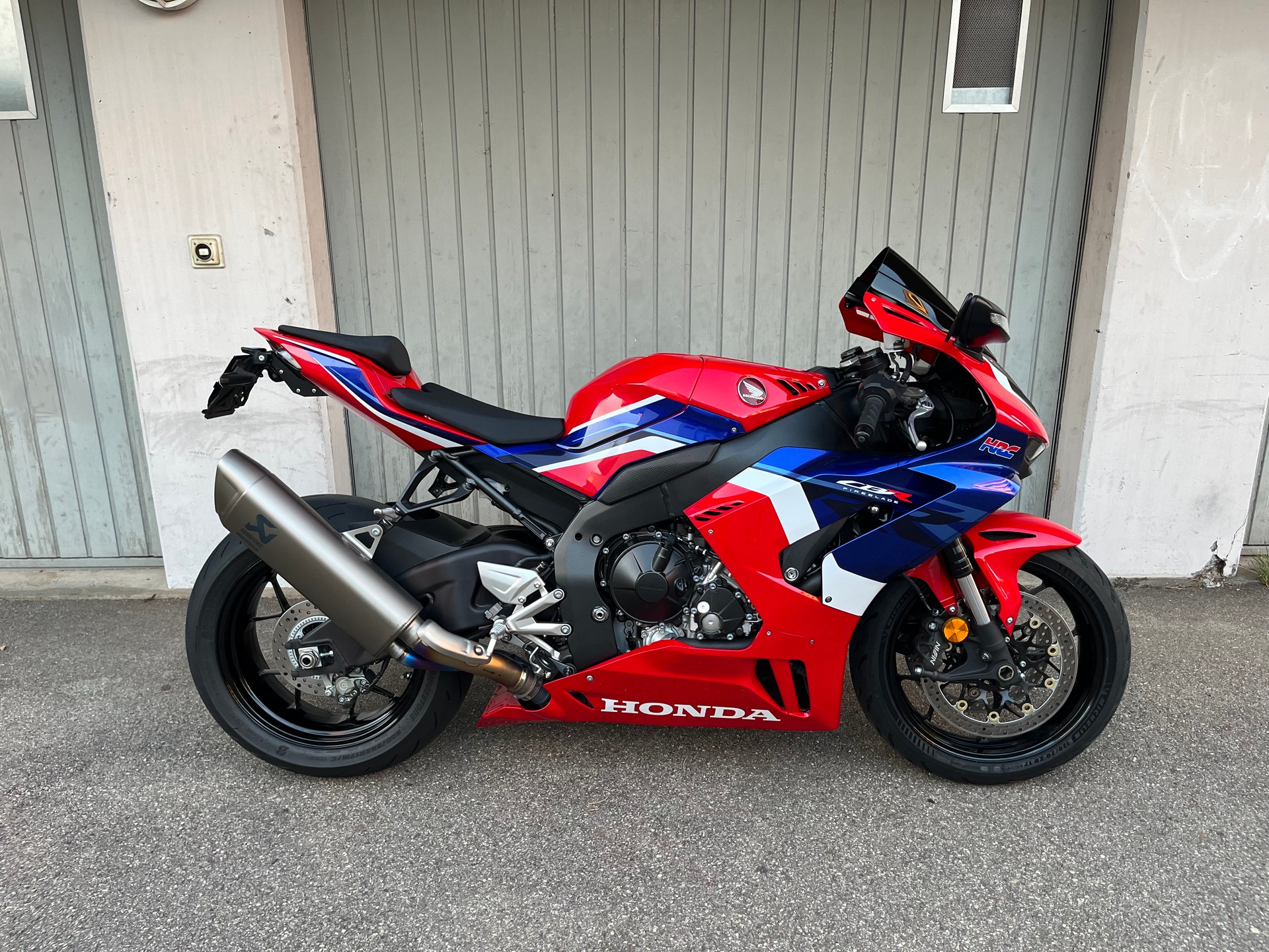 HONDA CBR 1000 RR-R-image-3