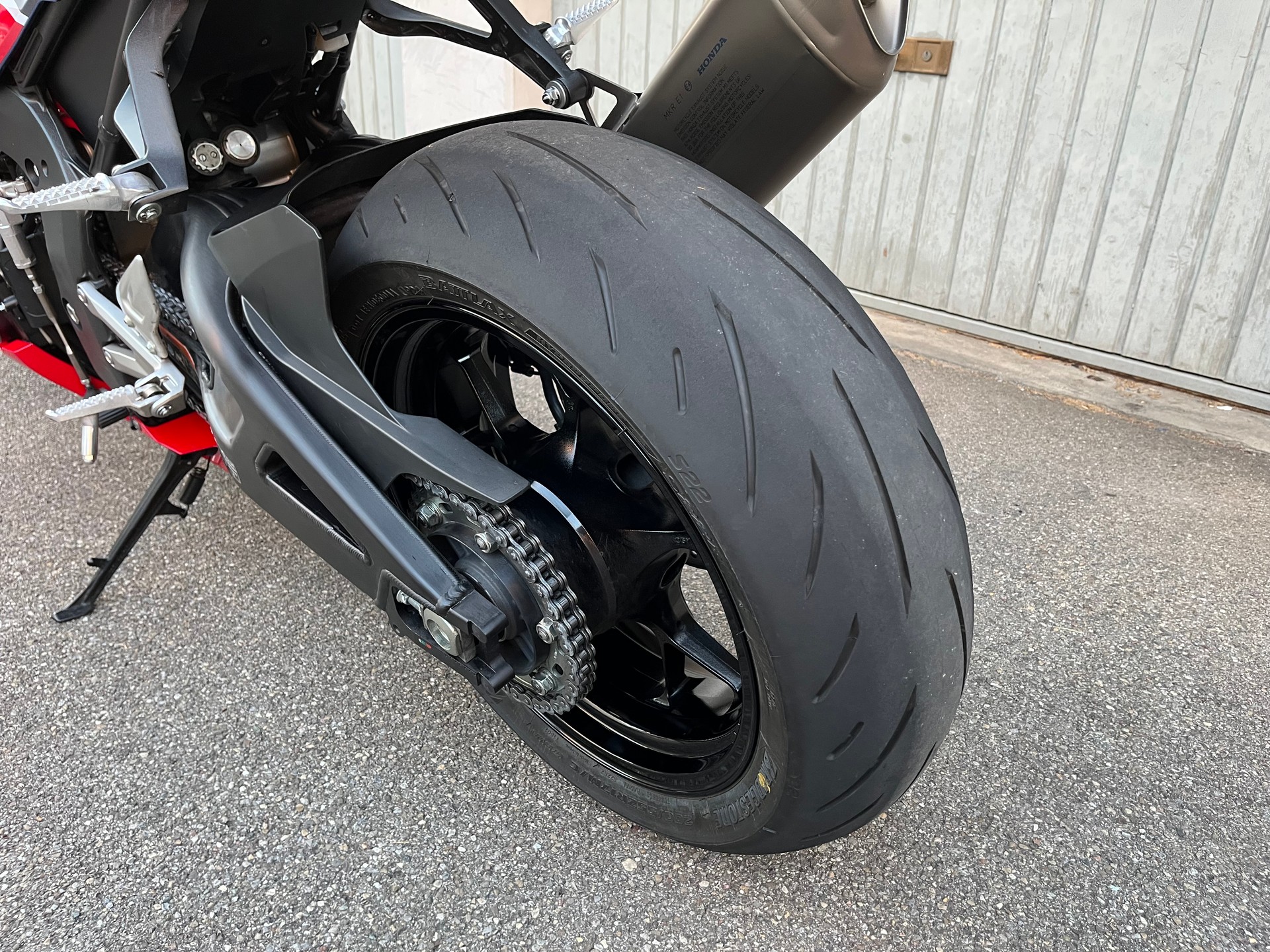 HONDA CBR 1000 RR-R-image-5