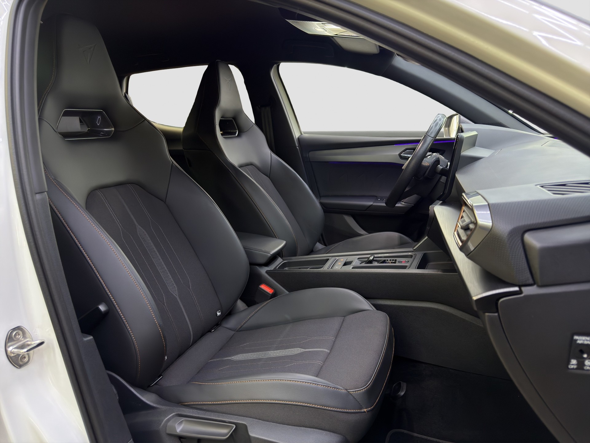 CUPRA LEON VZ 2.0 TSI DSG-image-13