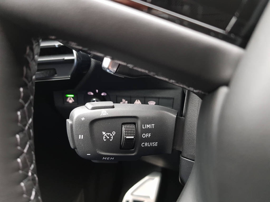 DS AUTOMOBILES DS7 Crossback 1.6 PureTech 225-image-11
