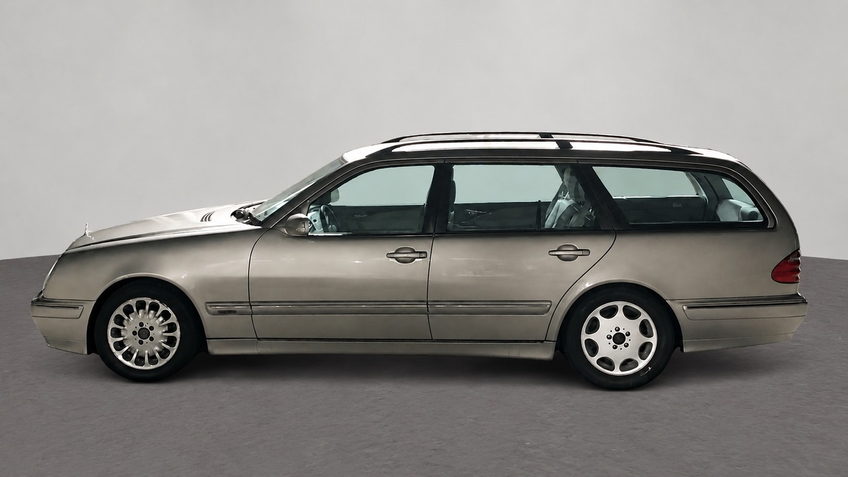 MERCEDES-BENZ MERCEDES-BENZ E 240 T Automat-showroom-element-1