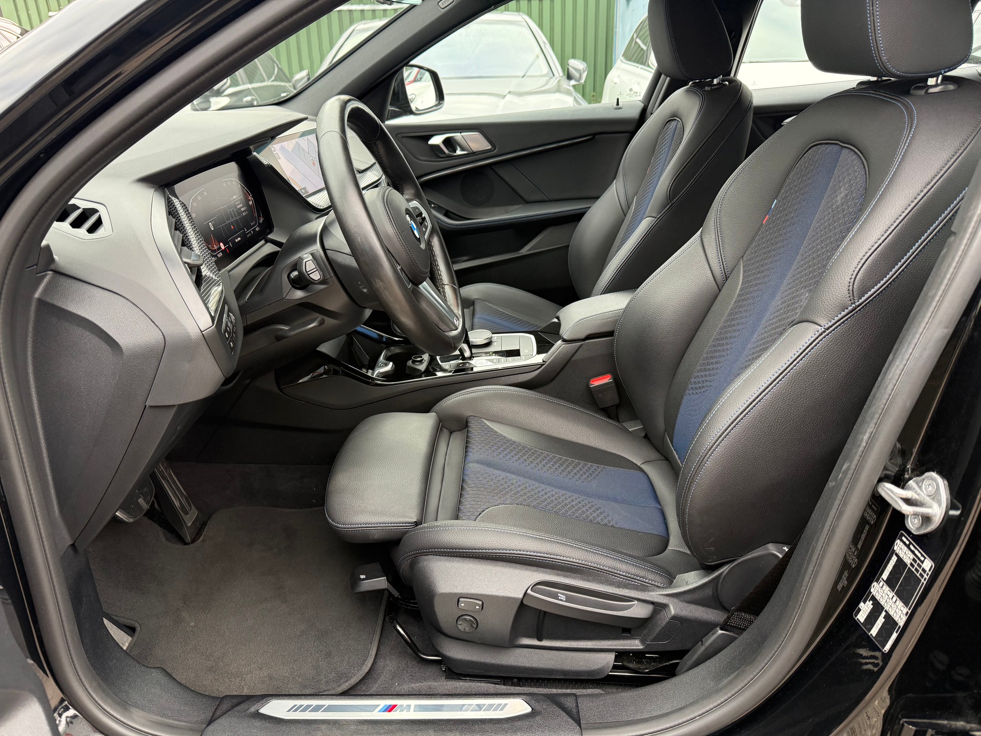 BMW 116d Steptronic M Sport-image-13