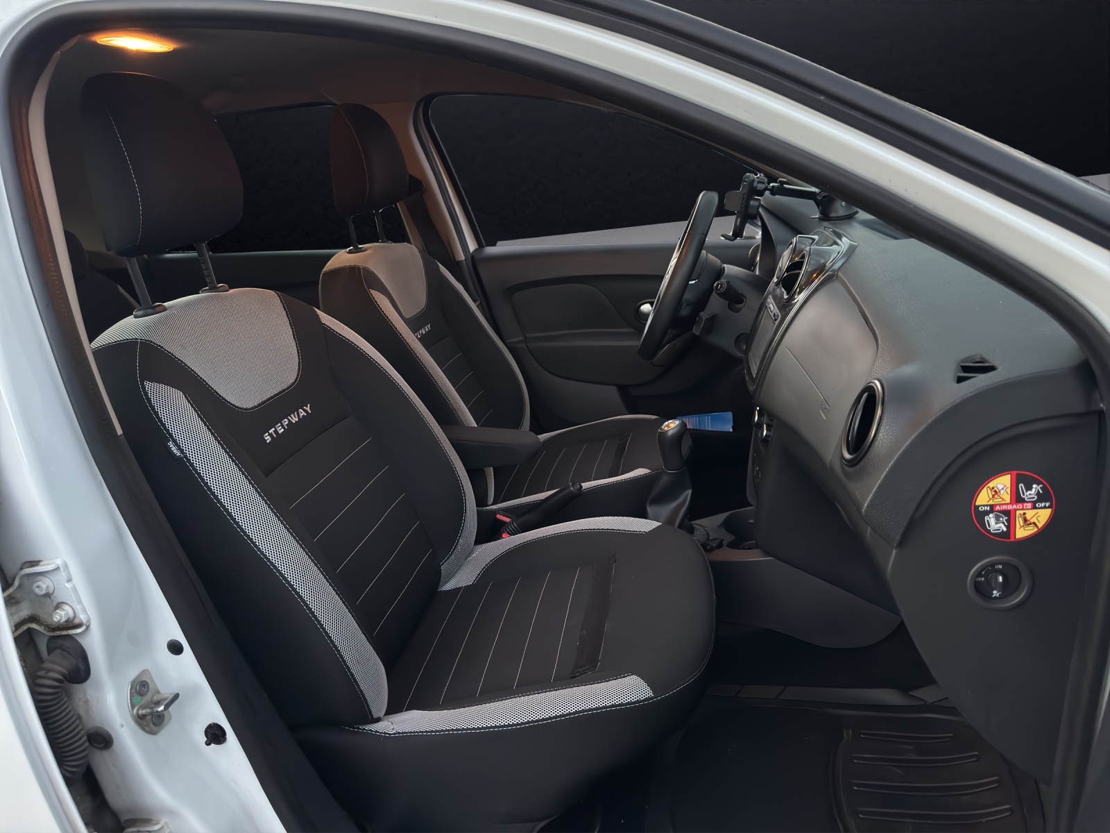 DACIA Logan MCV 0.9 Stepway-image-11
