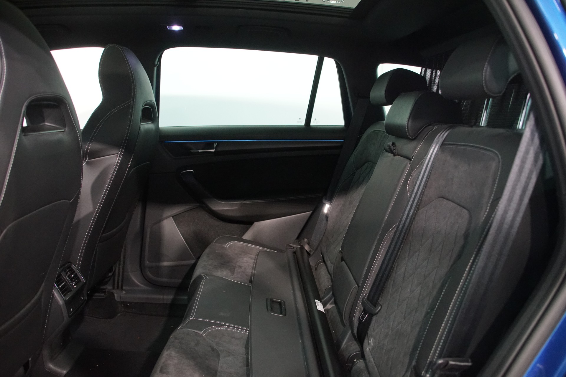 SKODA Kodiaq 2.0 TSI 4x4 Sport Line-image-16