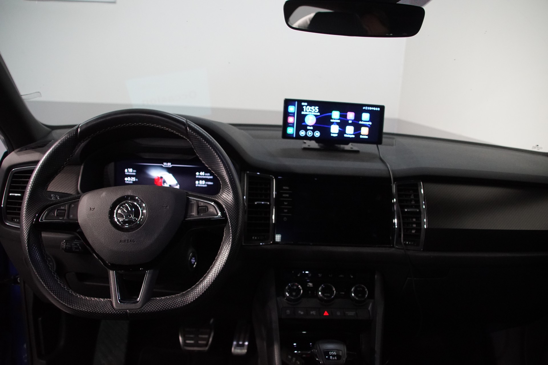 SKODA Kodiaq 2.0 TSI 4x4 Sport Line-image-15