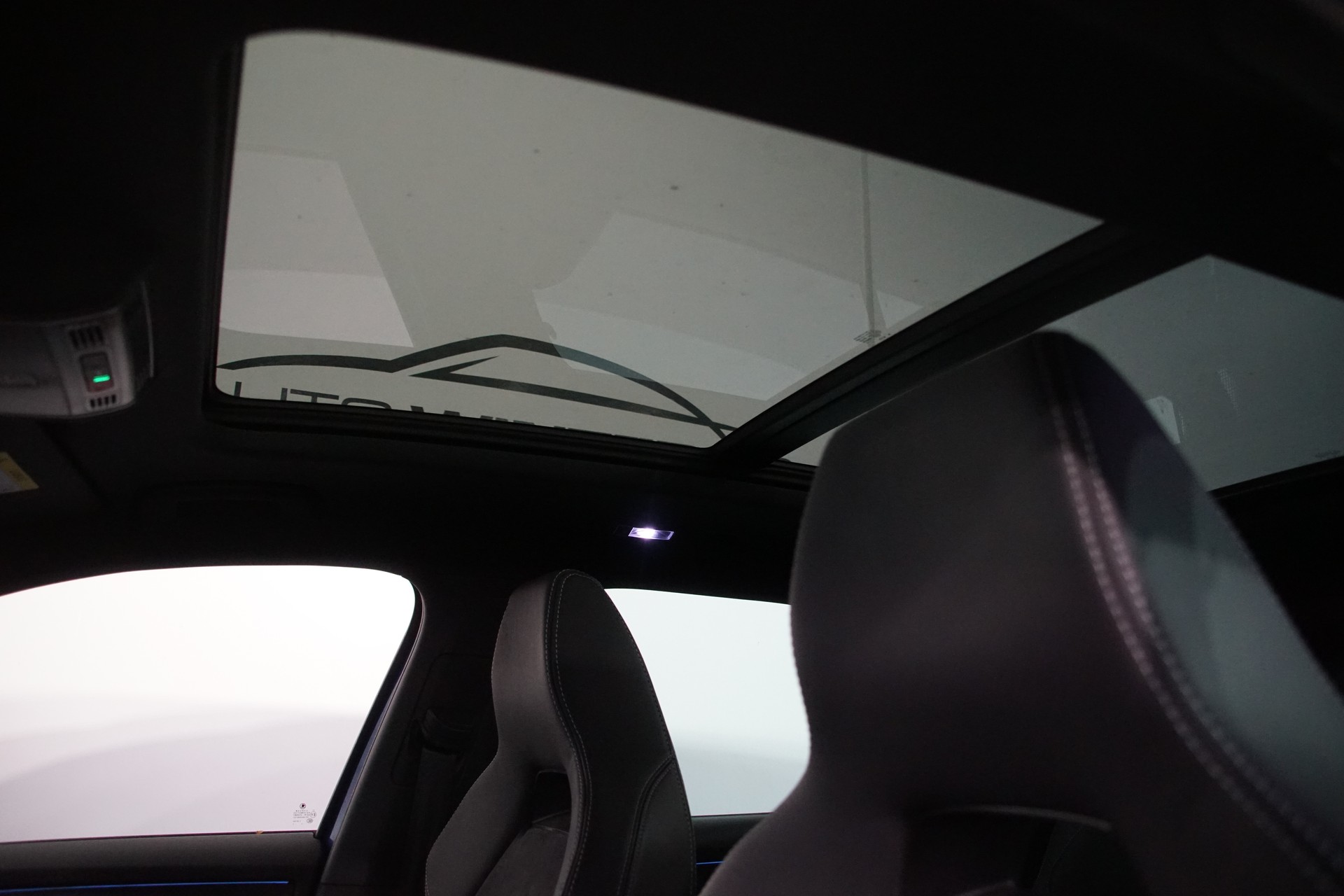 SKODA Kodiaq 2.0 TSI 4x4 Sport Line-image-13