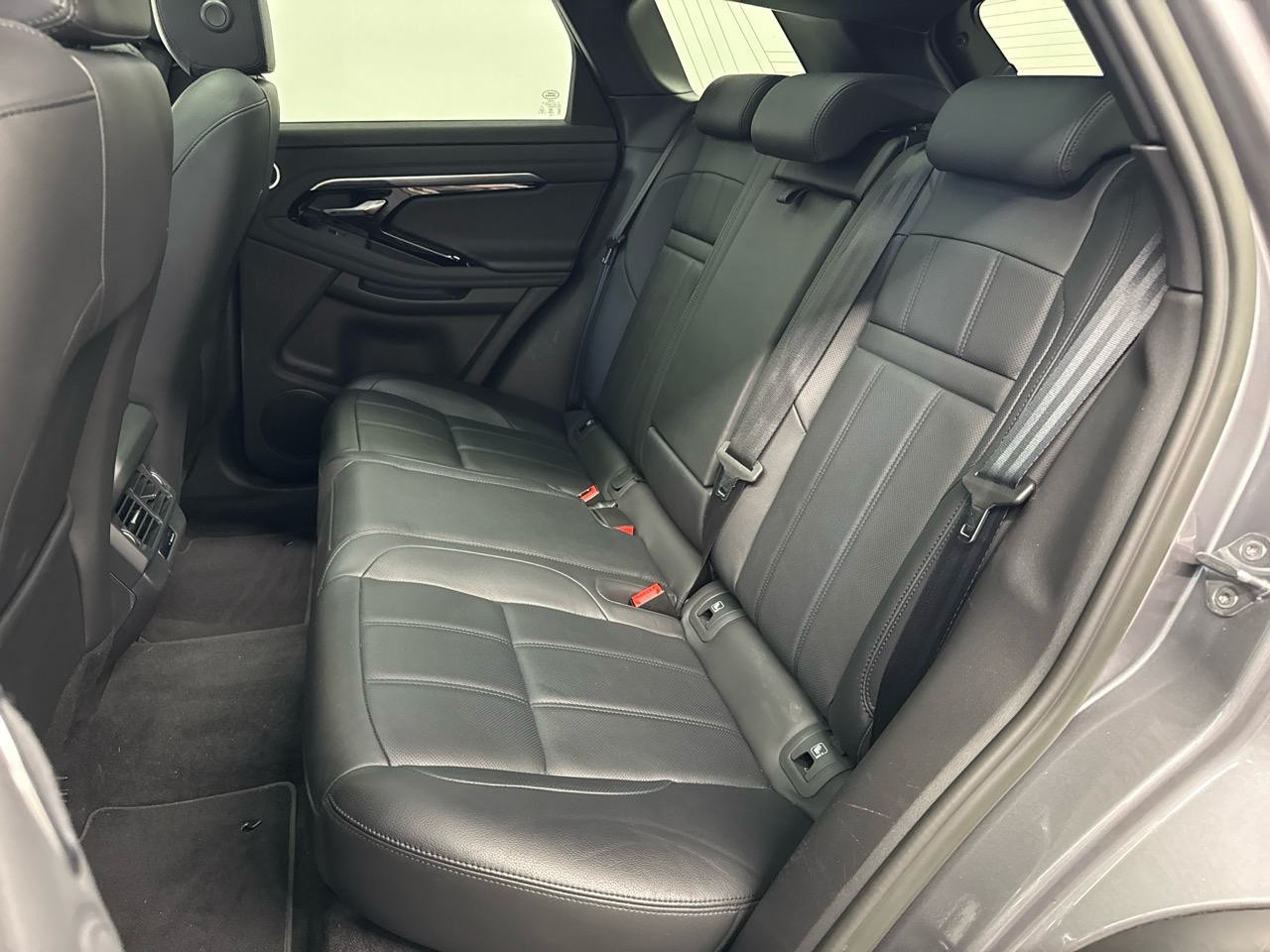 LAND ROVER Range Rover Evoque R-Dynamic D 200 MHEV SE AT9-image-11