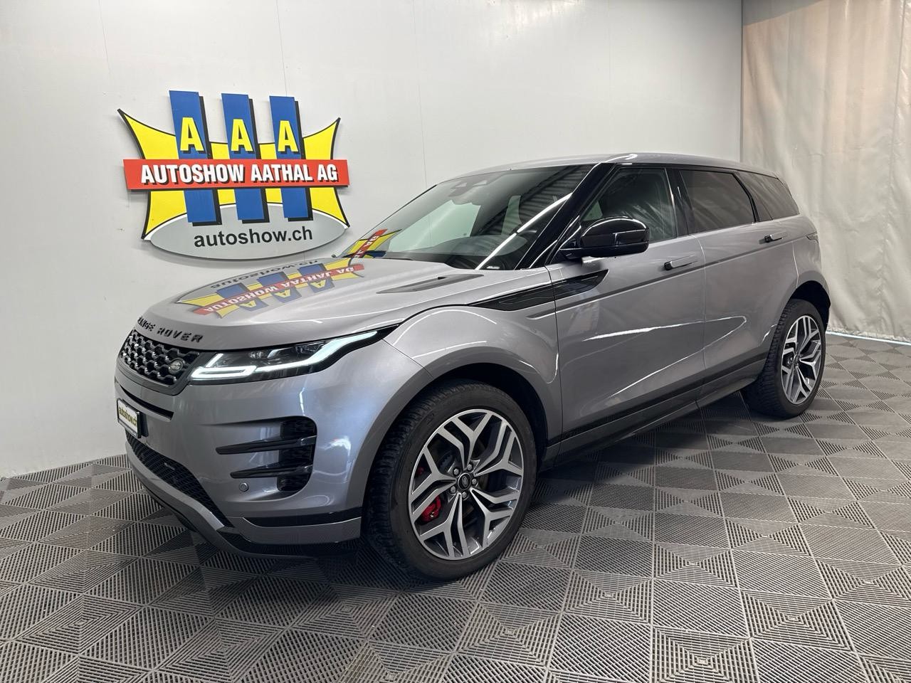 LAND ROVER Range Rover Evoque R-Dynamic D 200 MHEV SE AT9