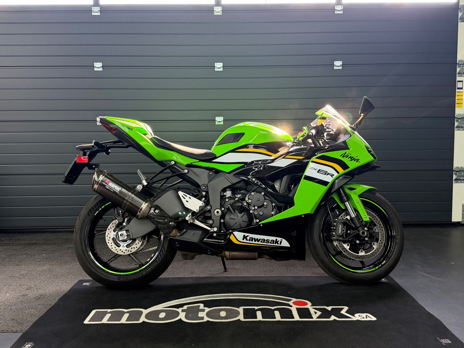 KAWASAKI Ninja ZX-6R Performance-showroom-element-2