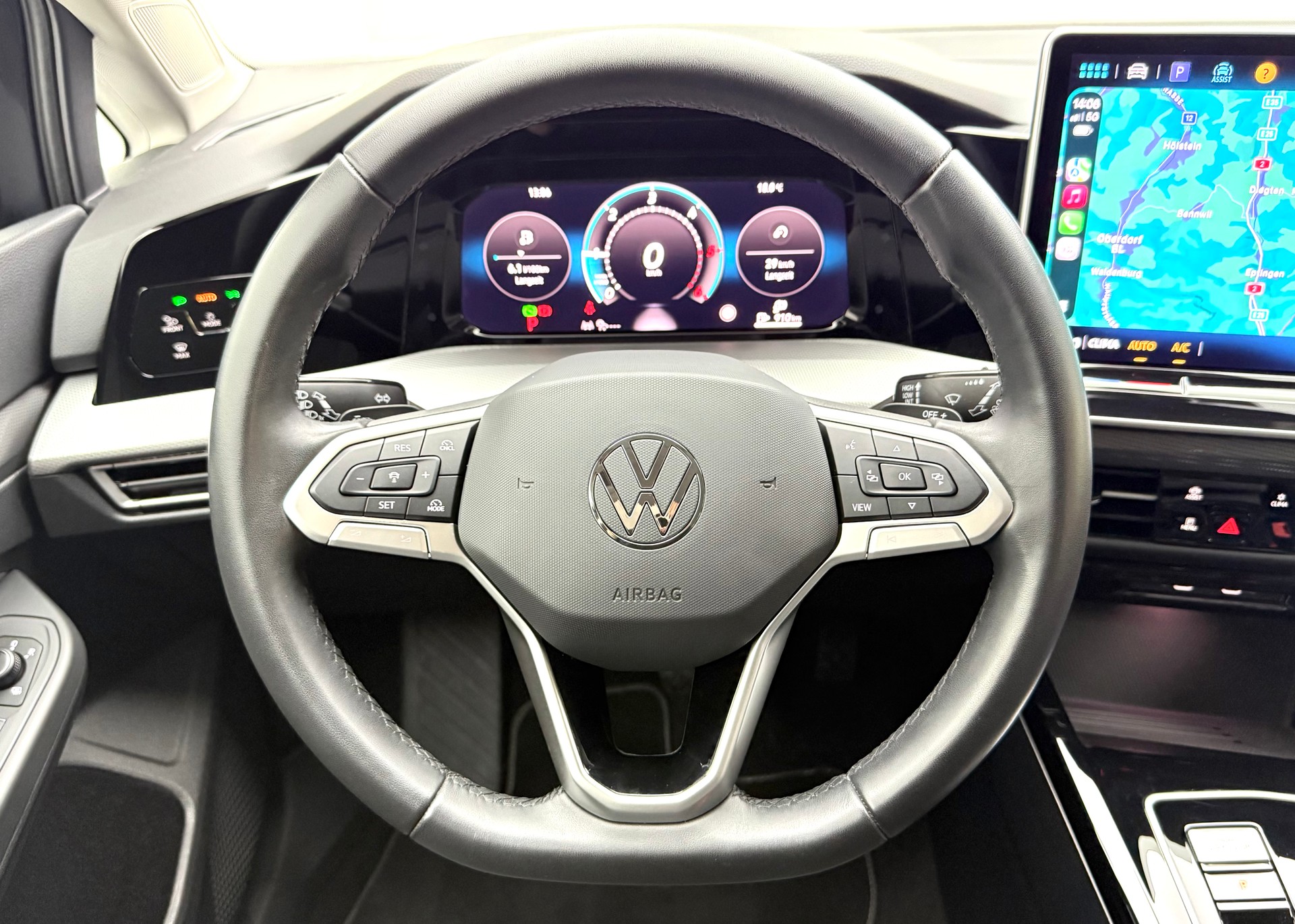 VW Golf 2.0 TDI Style DSG RÜCKFAHRKAMERA-image-8