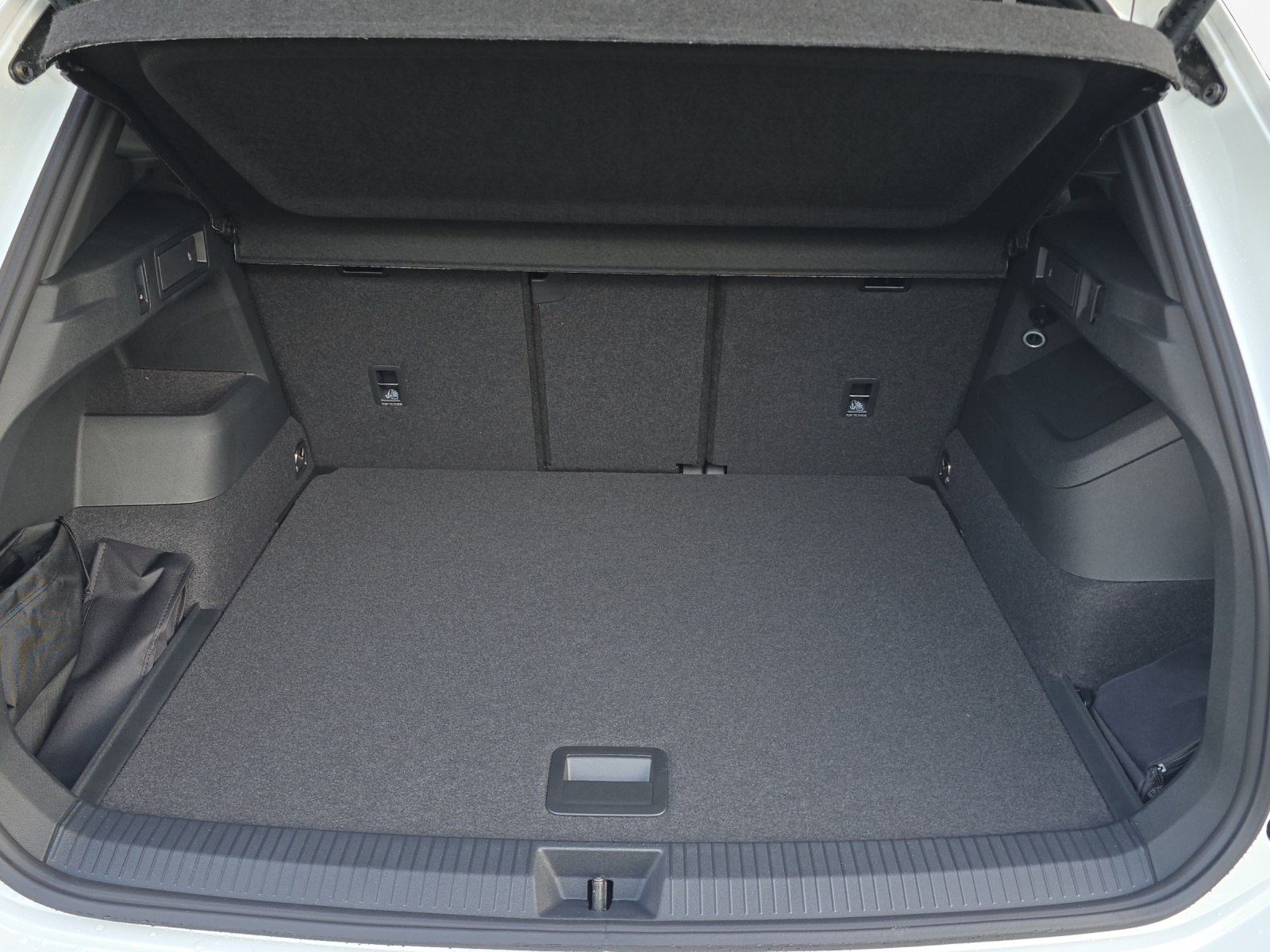 VW Tiguan 2.0 TSI DSG R-Line 4Motion-image-12