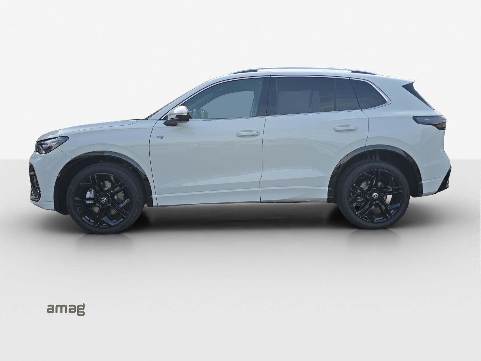 VW Tiguan 2.0 TSI DSG R-Line 4Motion-image-1