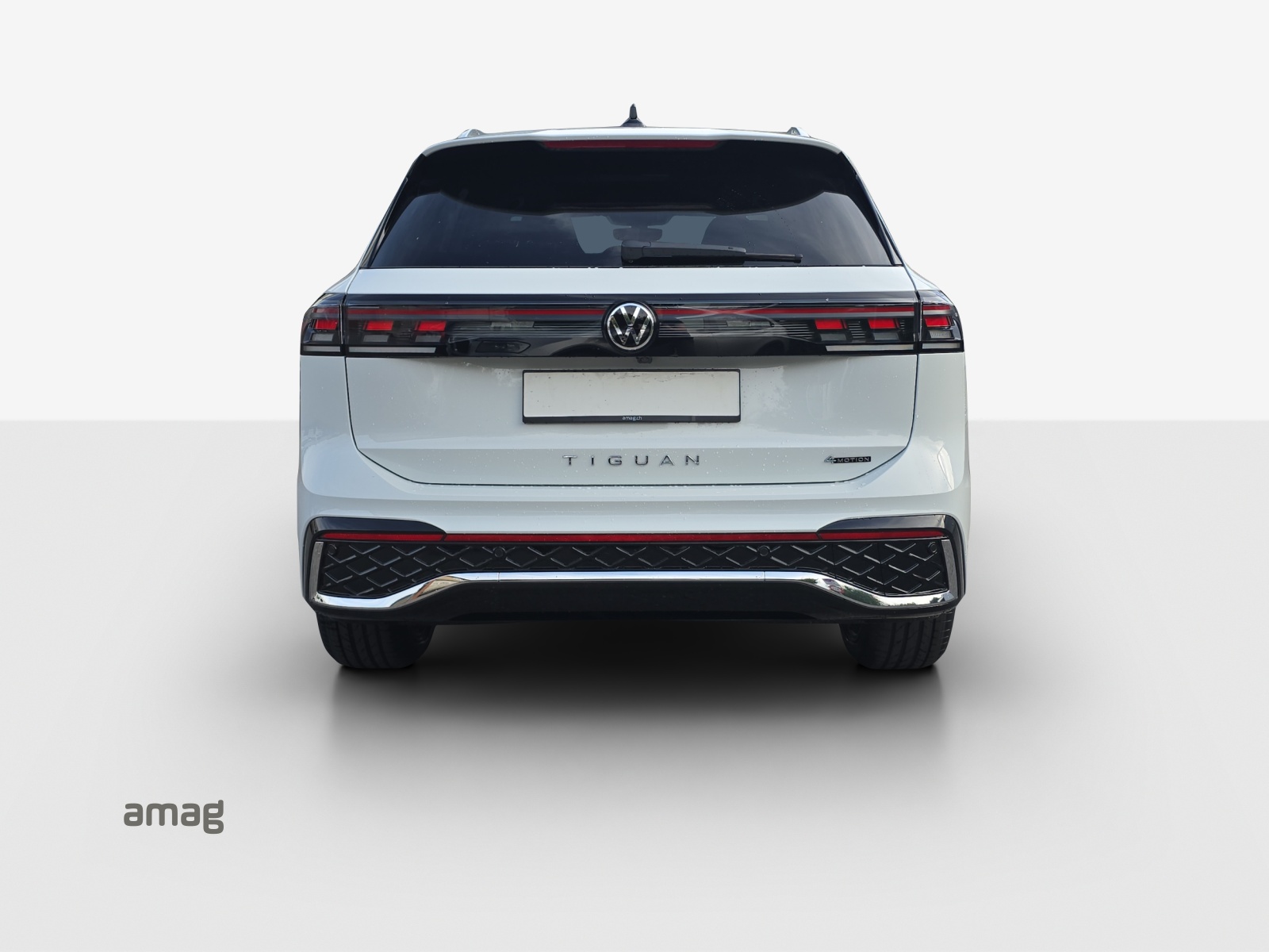 VW Tiguan 2.0 TSI DSG R-Line 4Motion-showroom-element-3