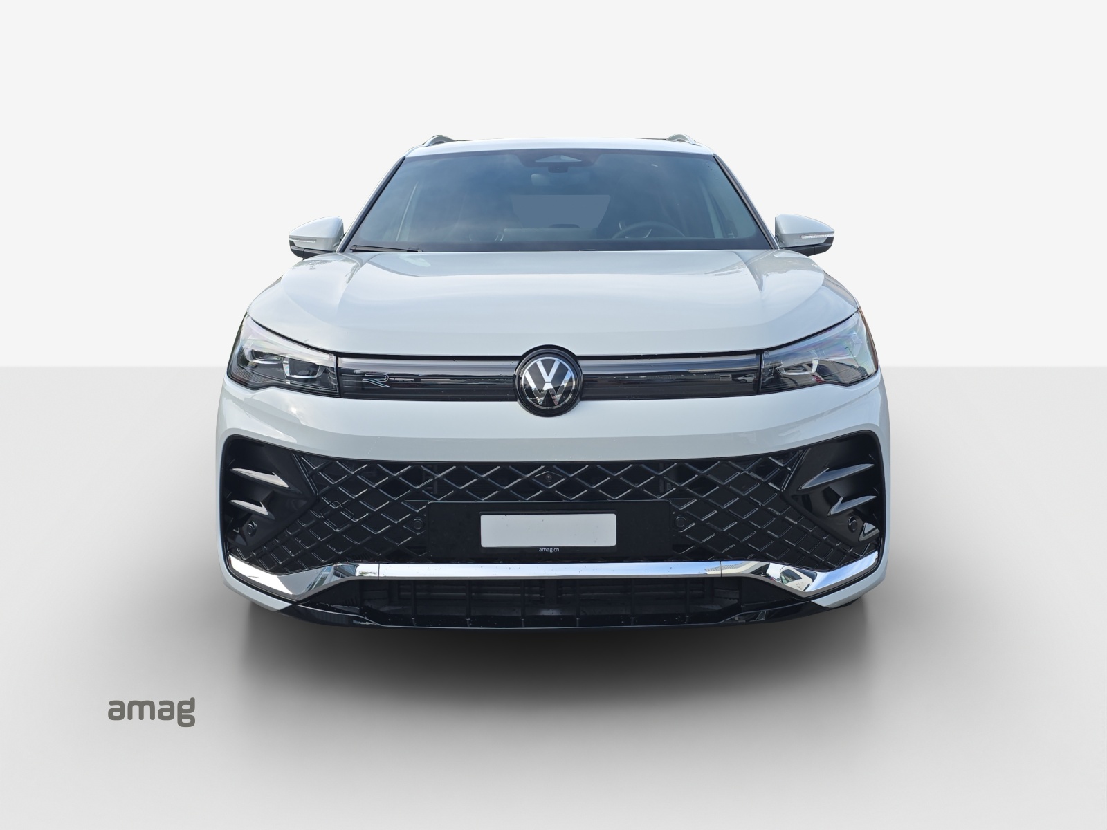 VW Tiguan 2.0 TSI DSG R-Line 4Motion-image-6
