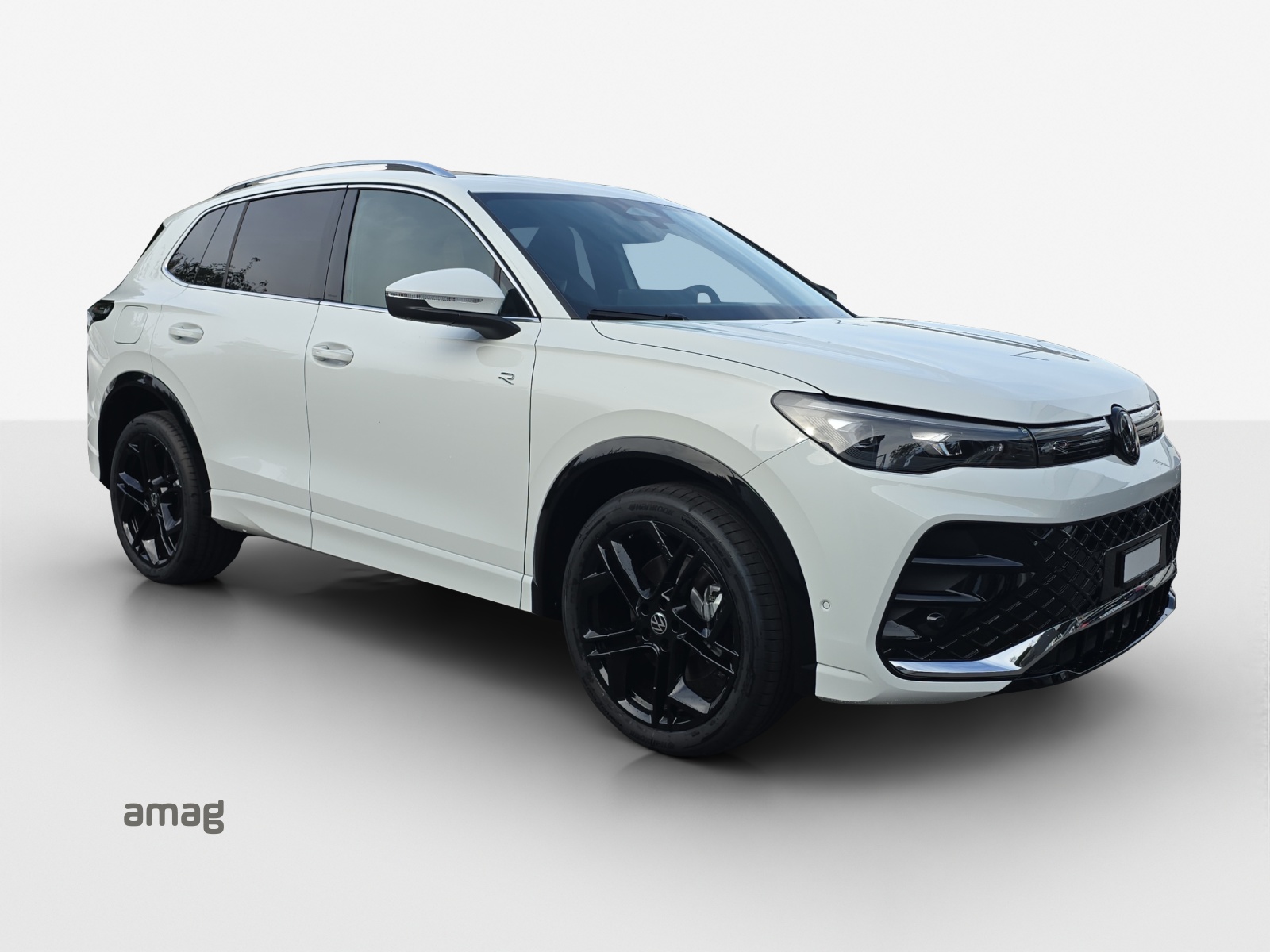VW Tiguan 2.0 TSI DSG R-Line 4Motion-image-5