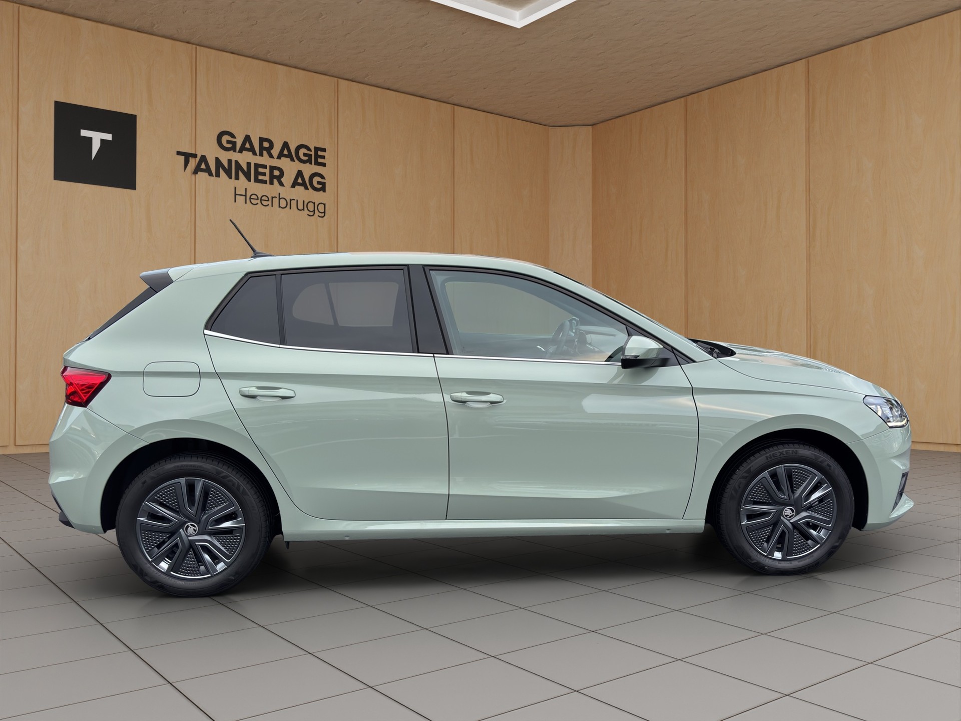 SKODA Fabia 1.0 TSI Dynamic DSG-showroom-element-3