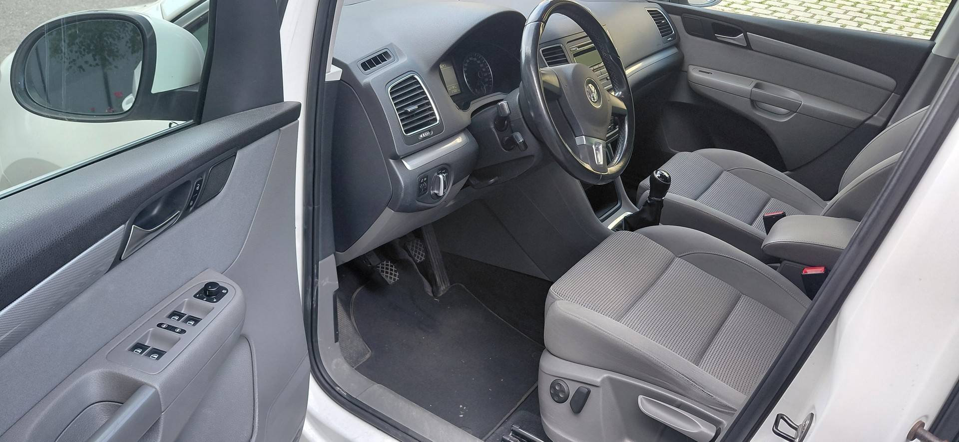 VW Sharan 2.0 TDI BMT Highline 4Motion 7 Plätze-image-11