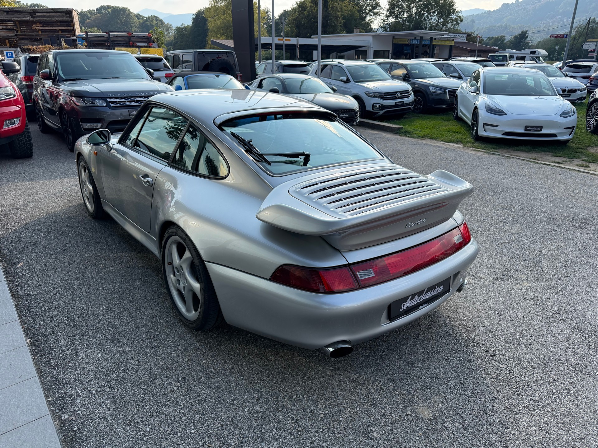 PORSCHE 911 Turbo-image-6