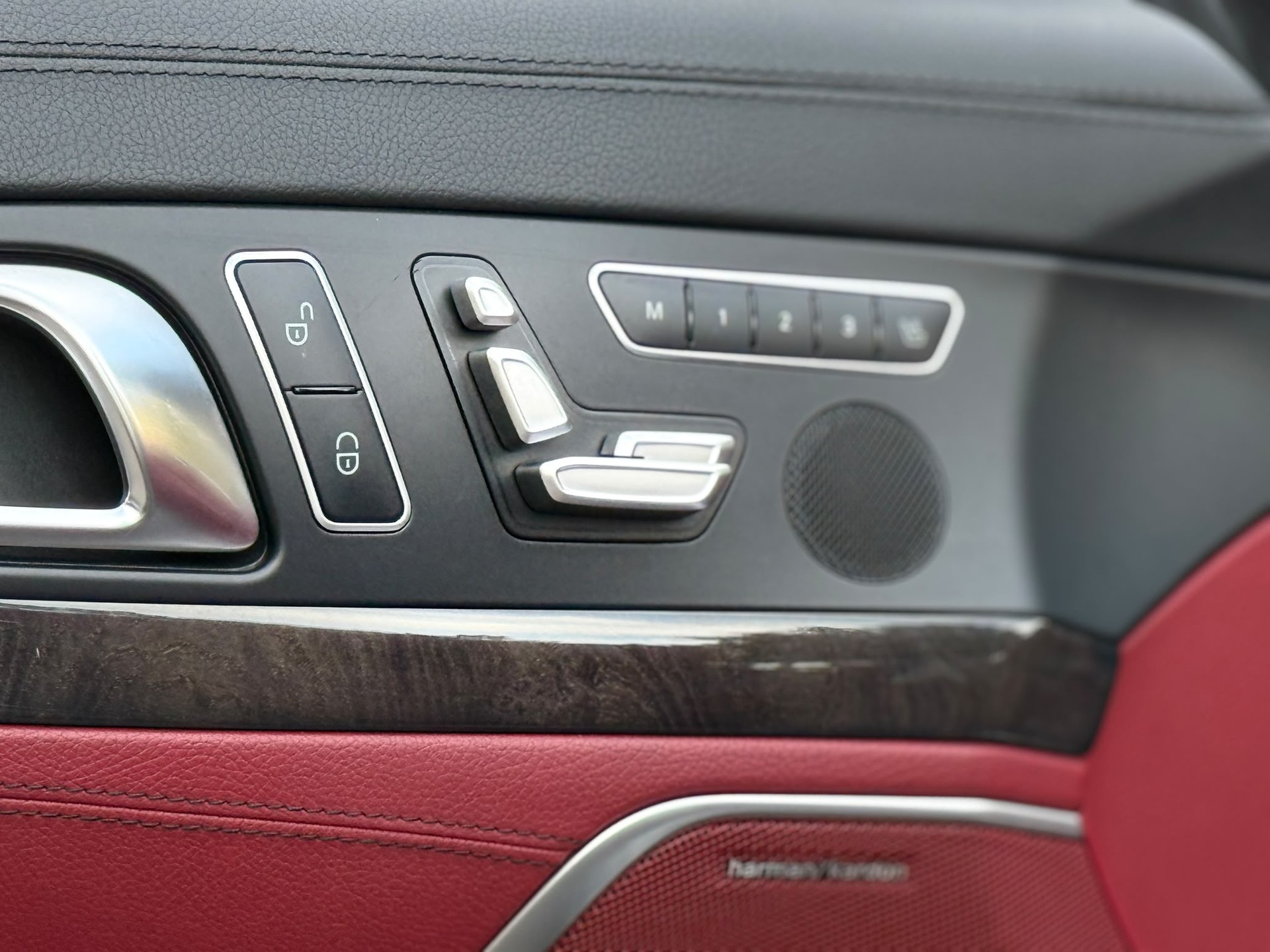 MERCEDES-BENZ SL 500 V8 Cabriolet-image-15