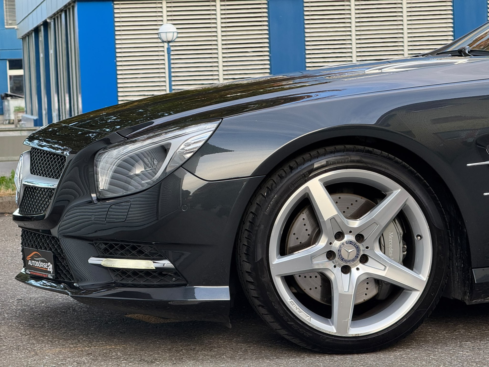 MERCEDES-BENZ SL 500 V8 Cabriolet-image-13
