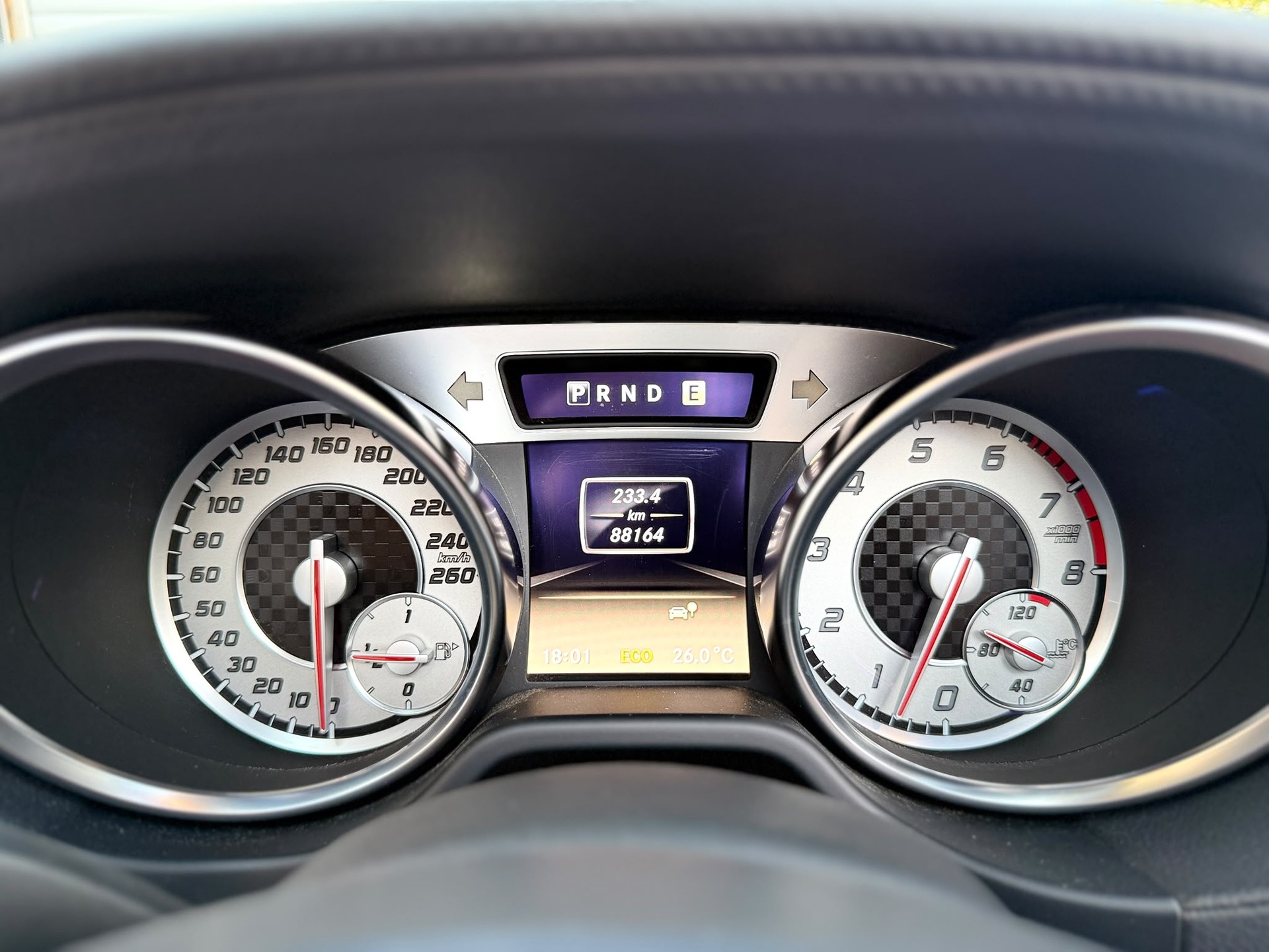 MERCEDES-BENZ SL 500 V8 Cabriolet-image-26