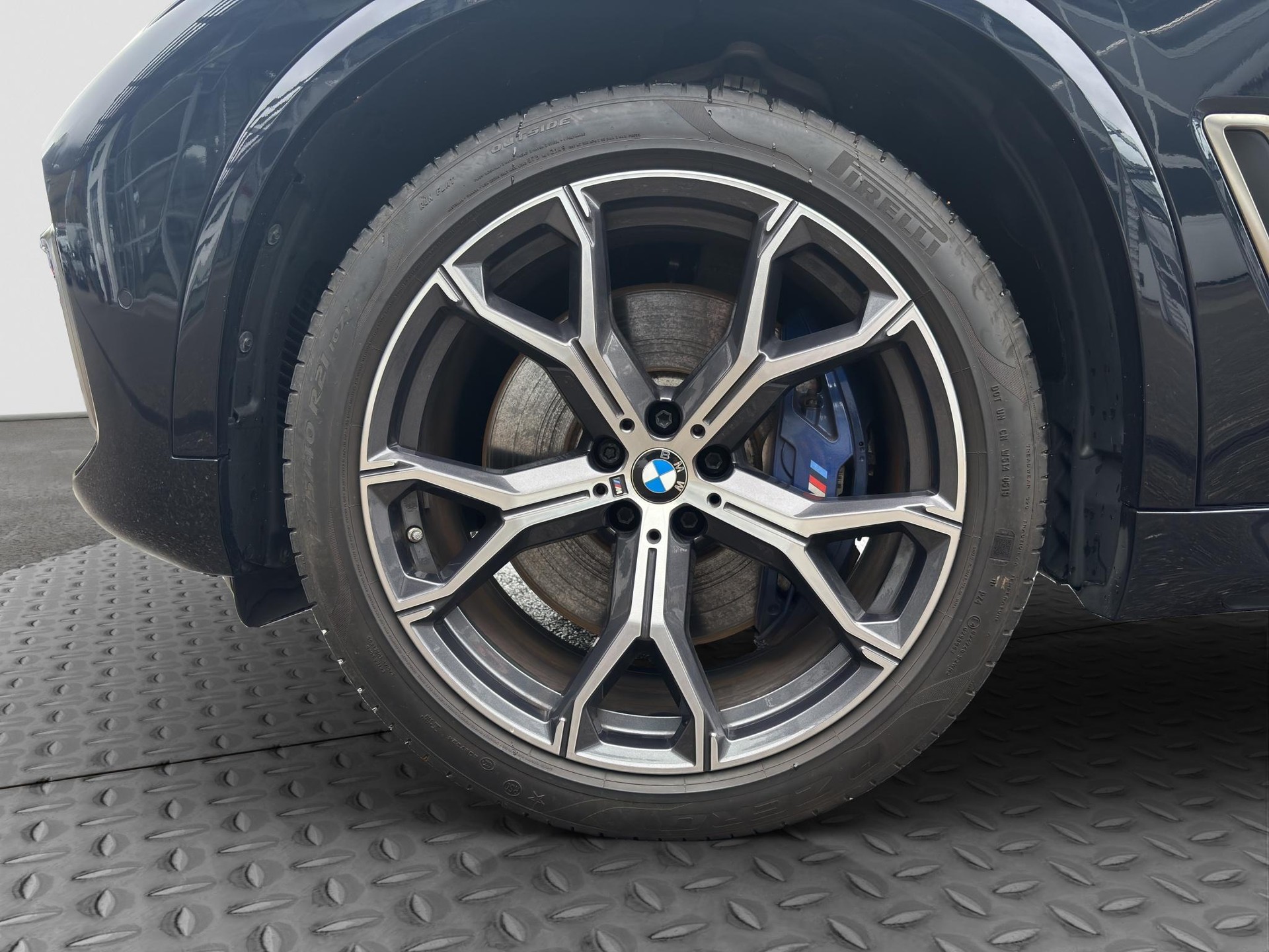 BMW X5 xDrive M50d Steptronic-image-23