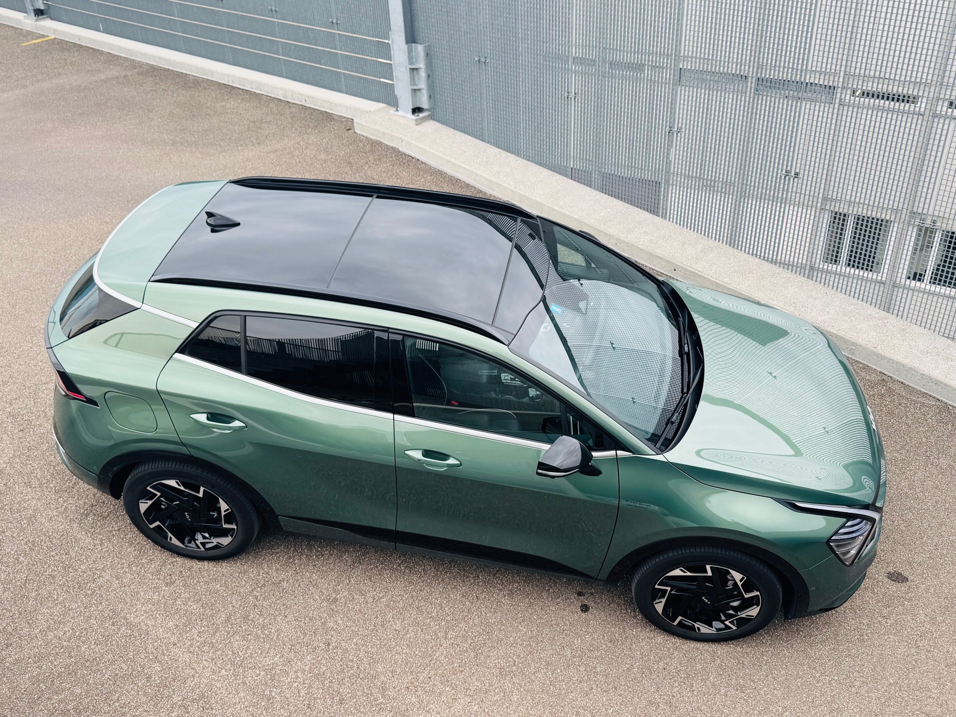 KIA Sportage 1.6T-GDi PHEV GT-Line 4x4 A-image-11