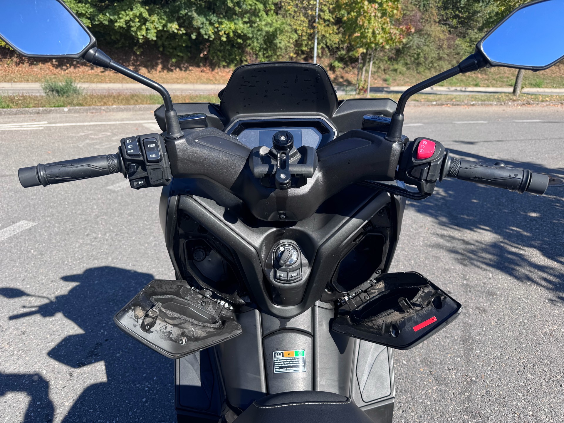 YAMAHA X-Max 300-image-10