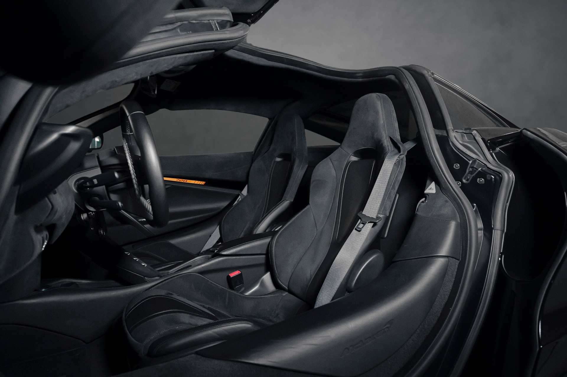 McLAREN 720S Coupé Performance 4.0 V8 SSG-image-12