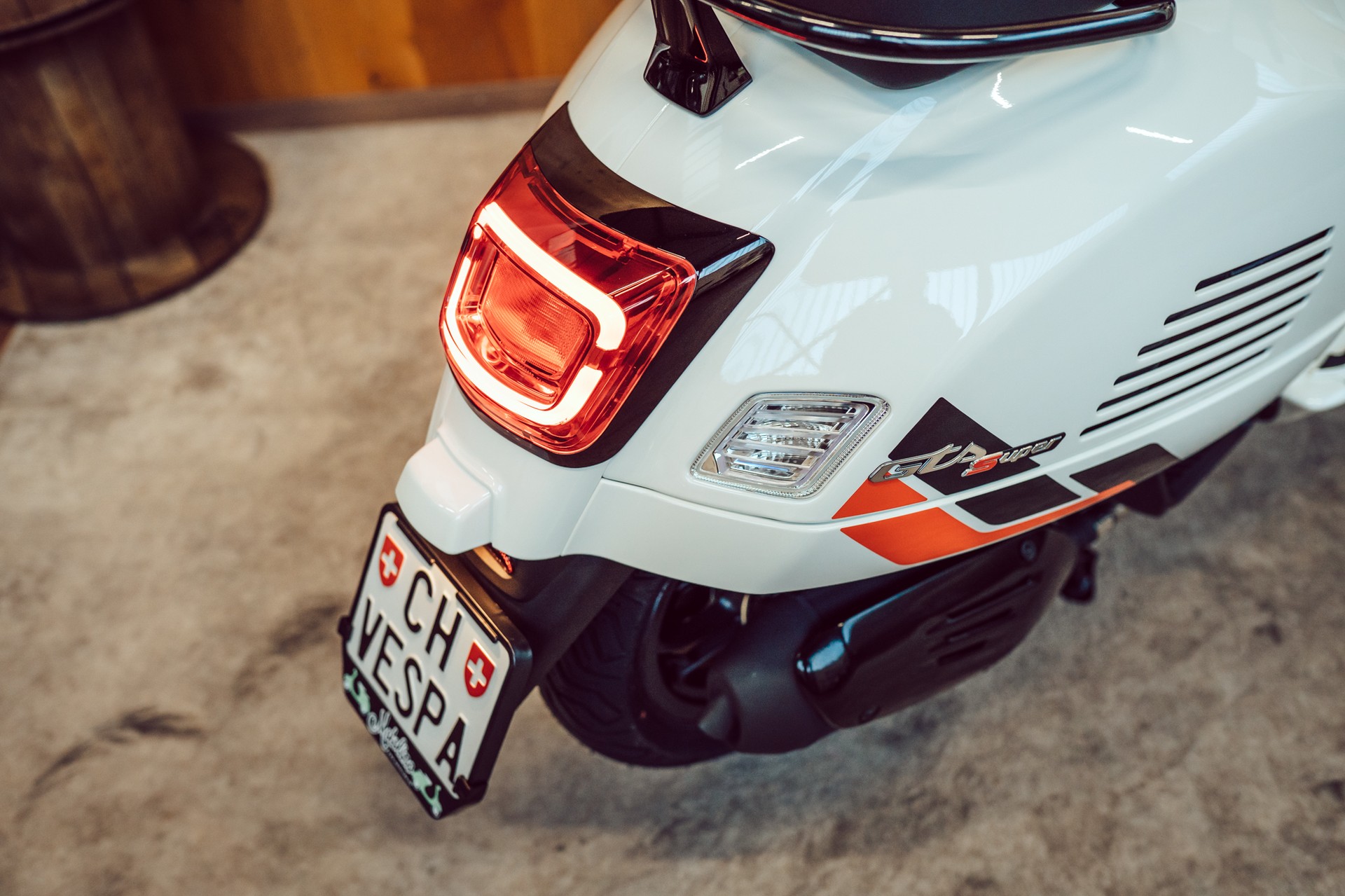 PIAGGIO Vespa GTS 125 Super Sport RST Euro 5+-image-10