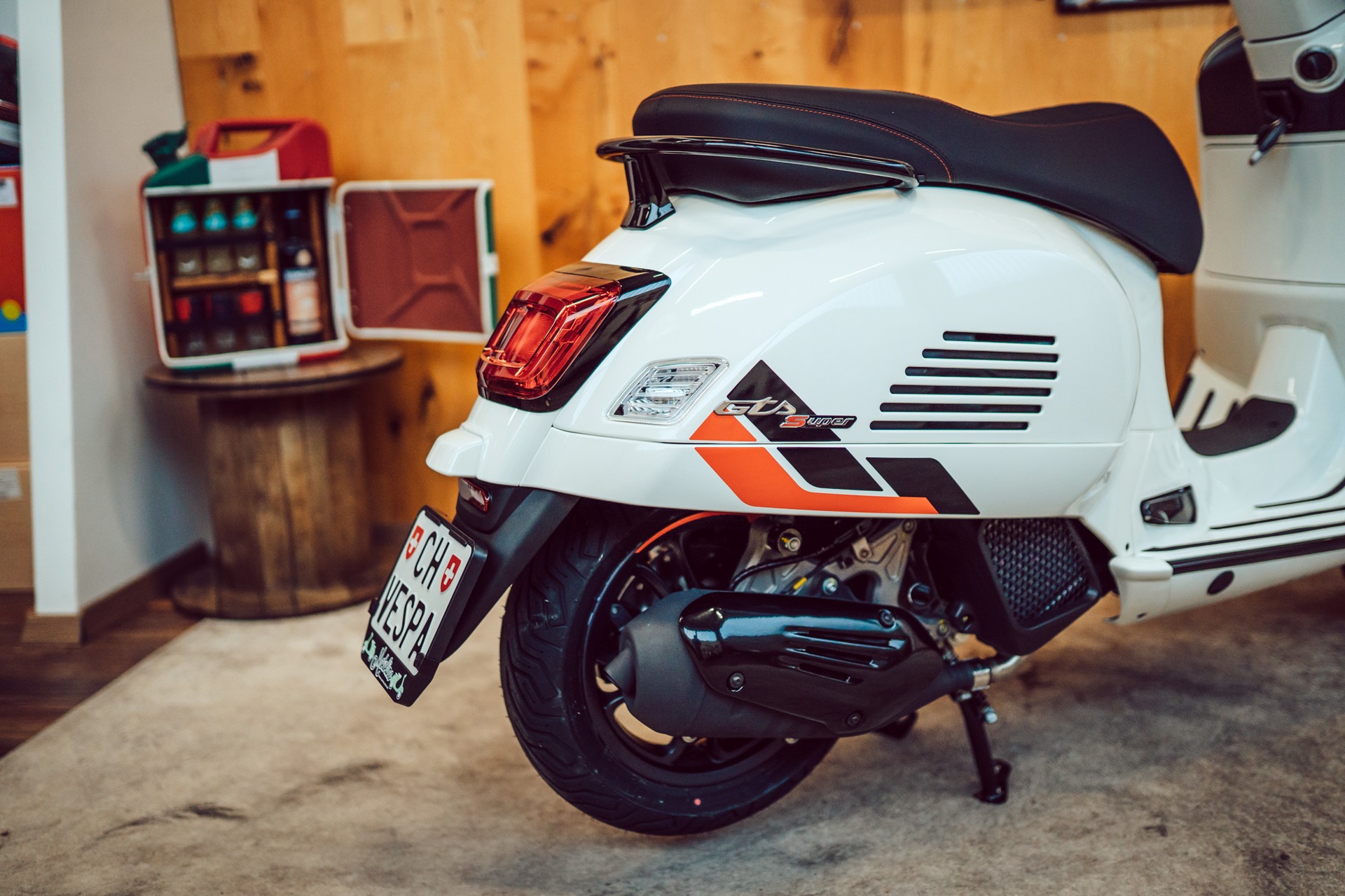 PIAGGIO Vespa GTS 125 Super Sport RST Euro 5+-image-9