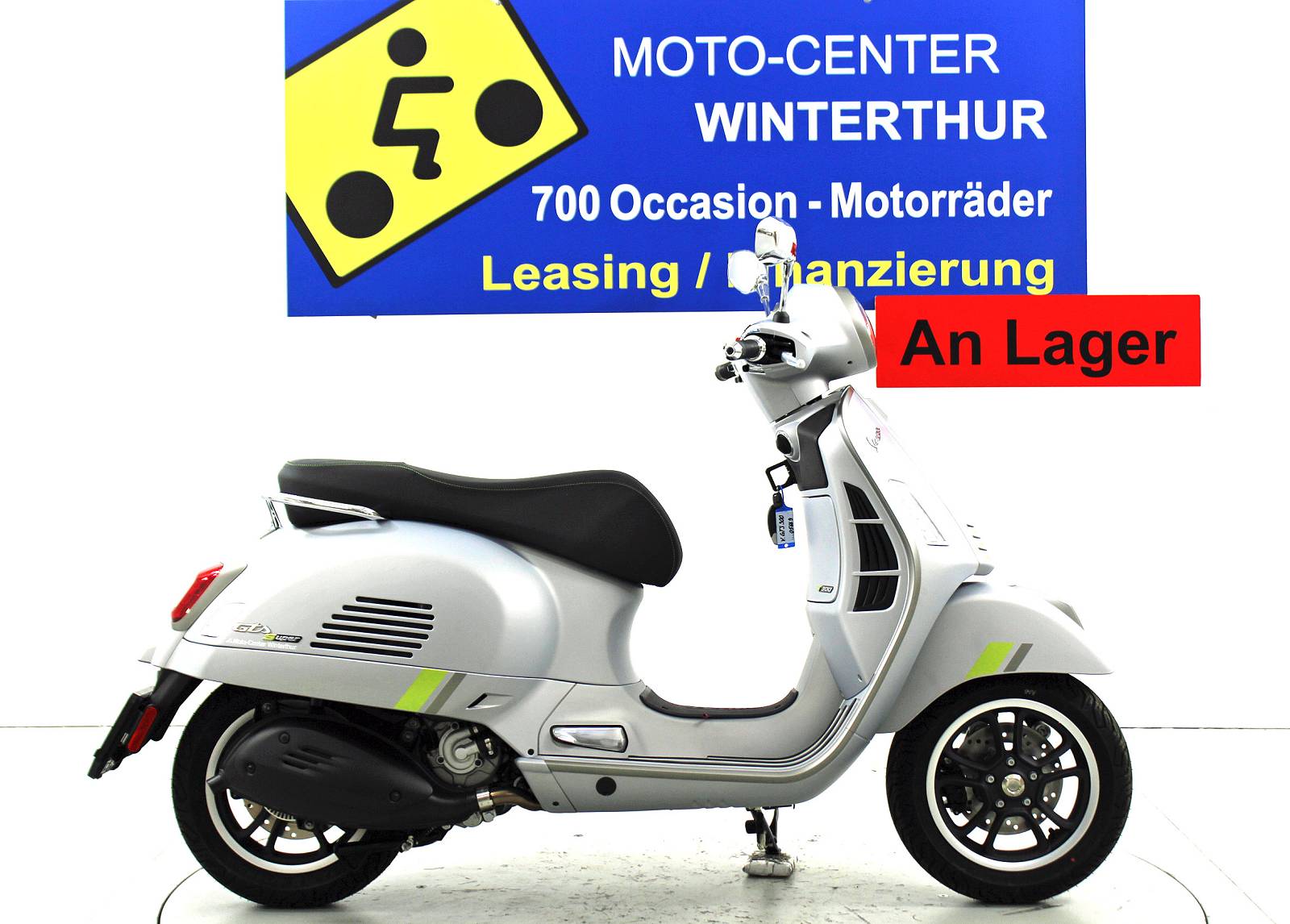 PIAGGIO Vespa GTS 300 Super Tech ABS-image-0