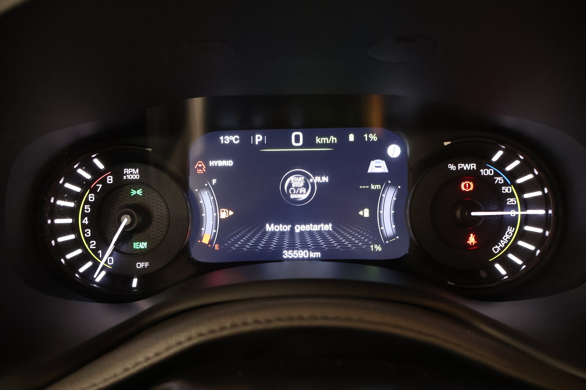 JEEP Renegade 1.3 T PHEV S AWD-image-17