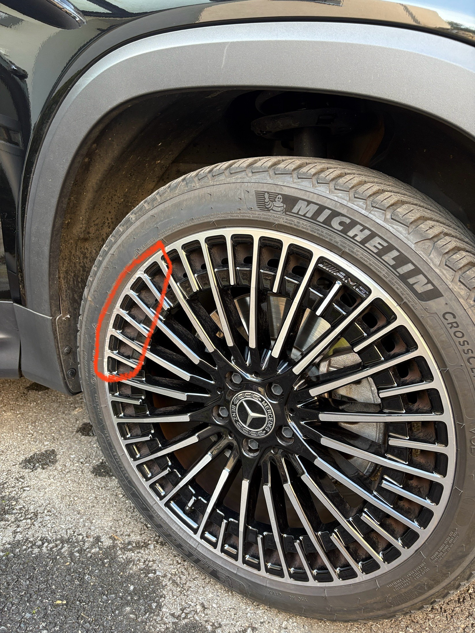 MERCEDES-BENZ EQB 300 AMG Line 4Matic-image-23