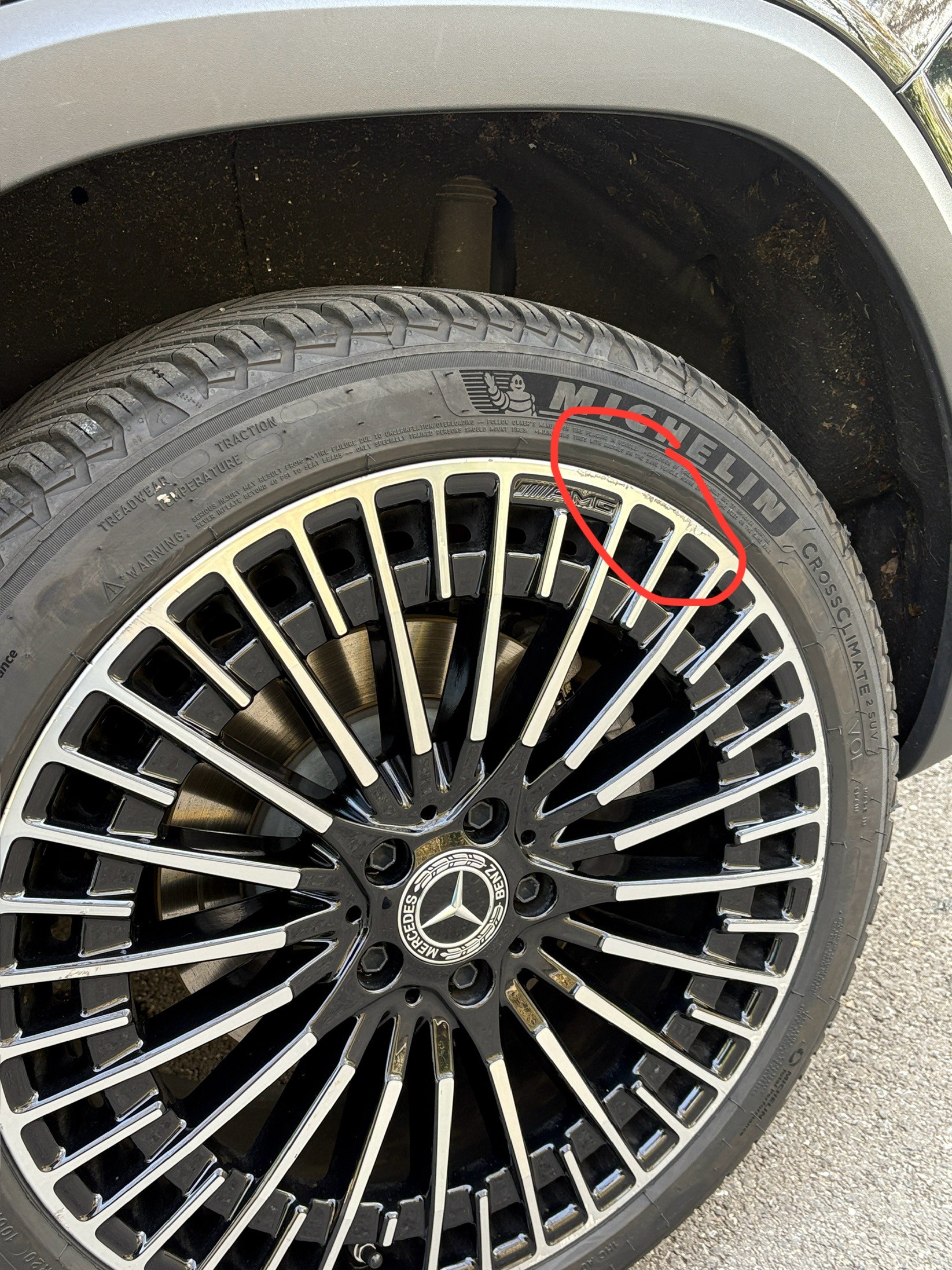 MERCEDES-BENZ EQB 300 AMG Line 4Matic-image-21