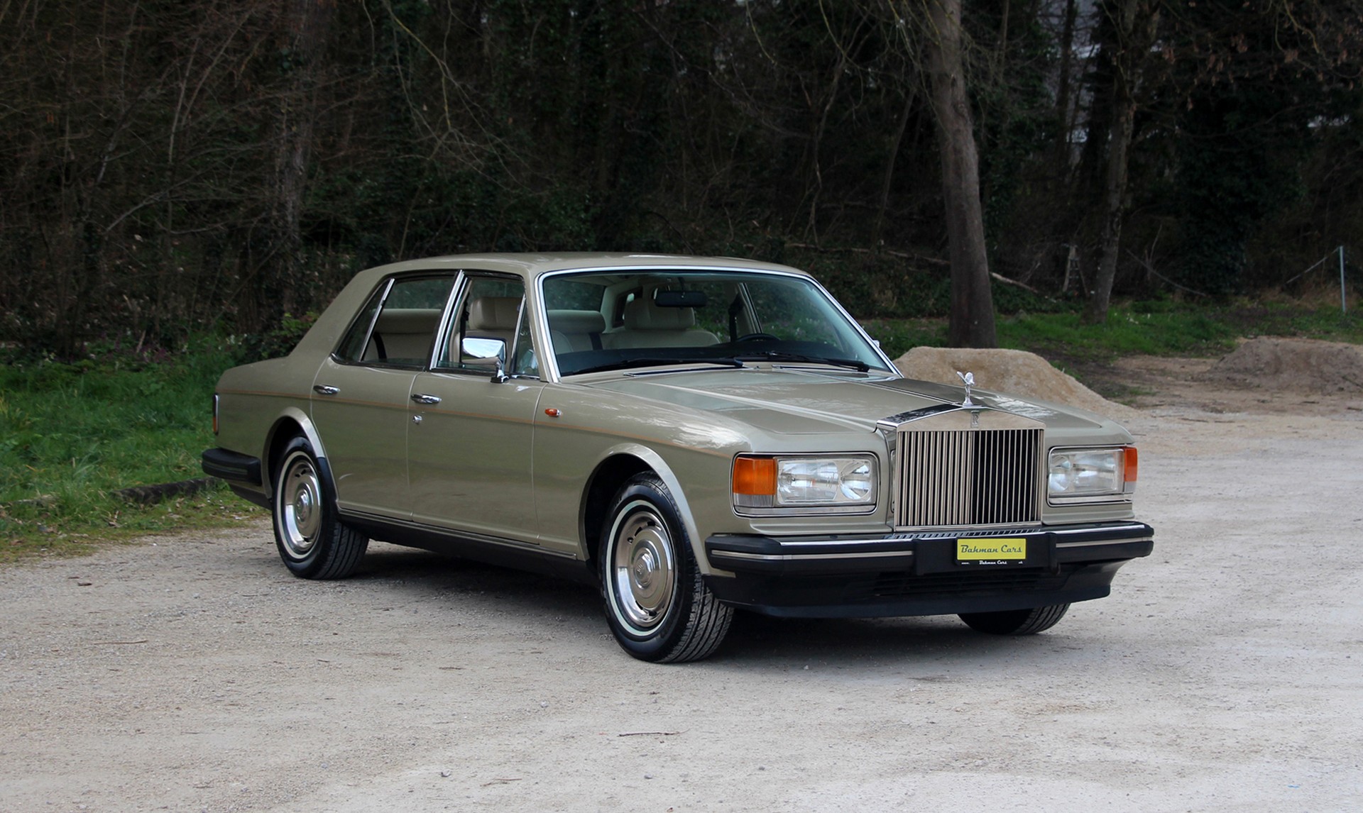 ROLLS-ROYCE Silver Spirit