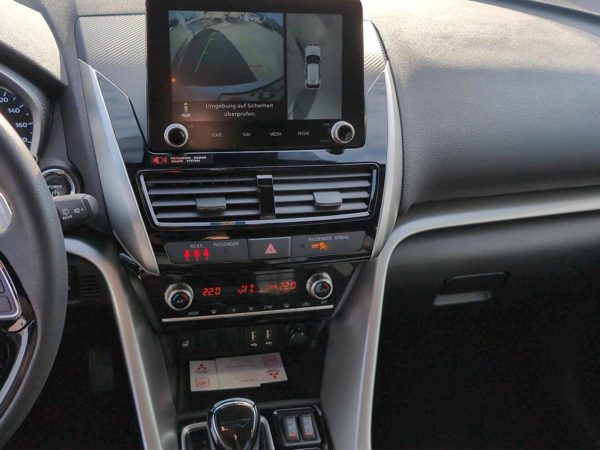 MITSUBISHI Eclipse Cross 2.4 PHEV Intense 4x4 Edition-image-14