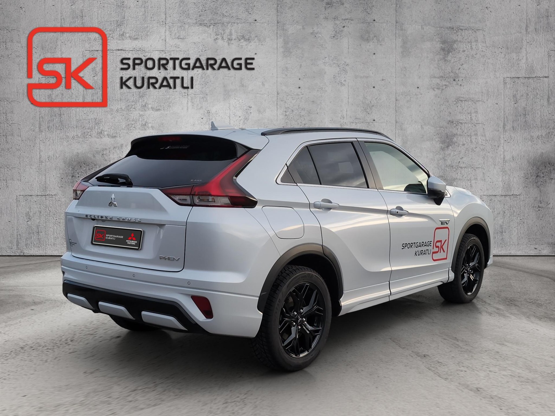 MITSUBISHI Eclipse Cross 2.4 PHEV Intense 4x4 Edition-showroom-element-3