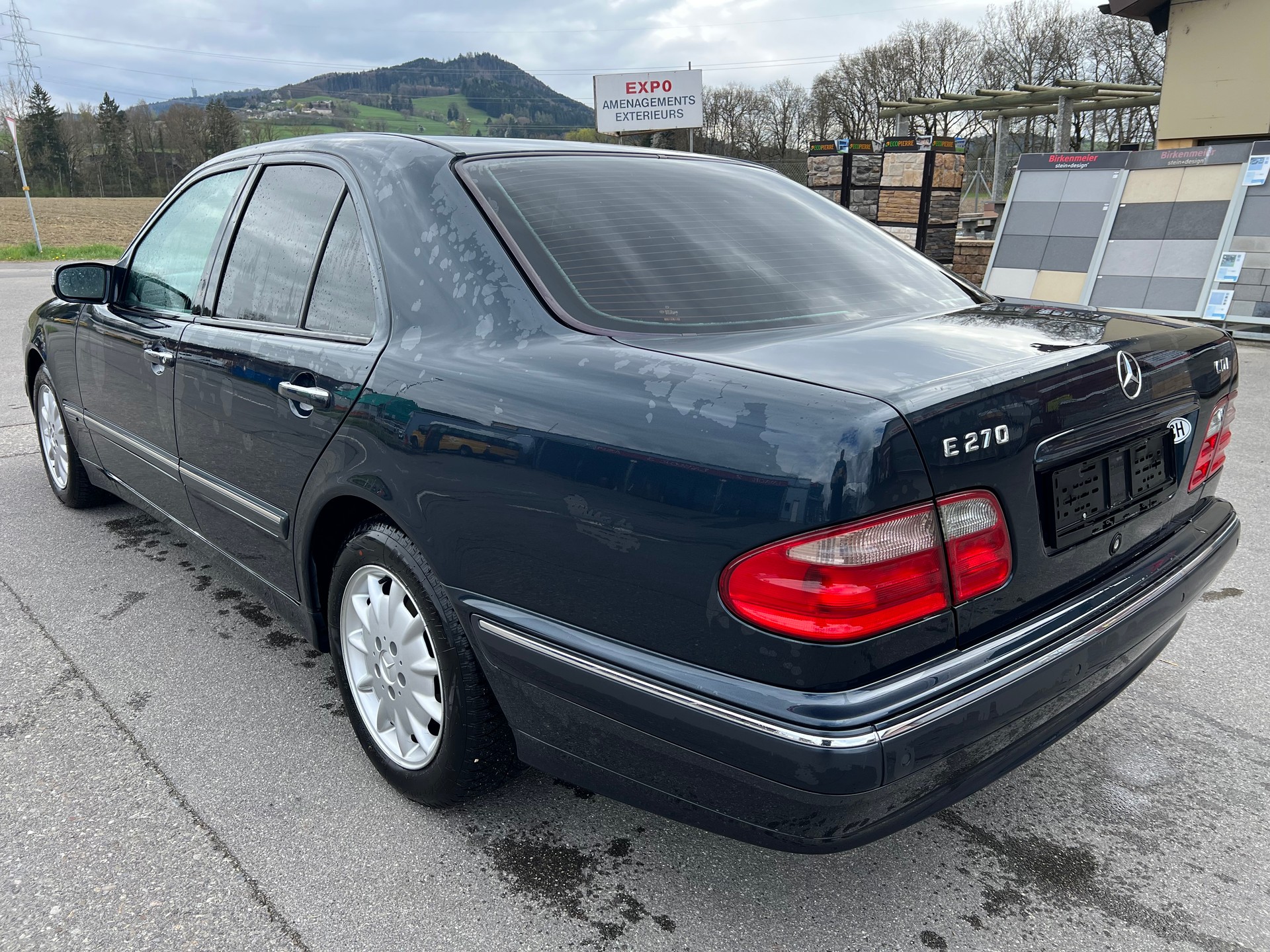 MERCEDES-BENZ E 270 CDI Elégance-image-1