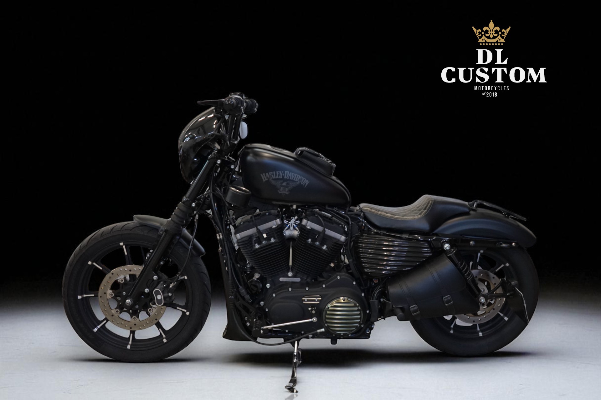 HARLEY-DAVIDSON XL 883 N Sportster Iron ABS-image-1