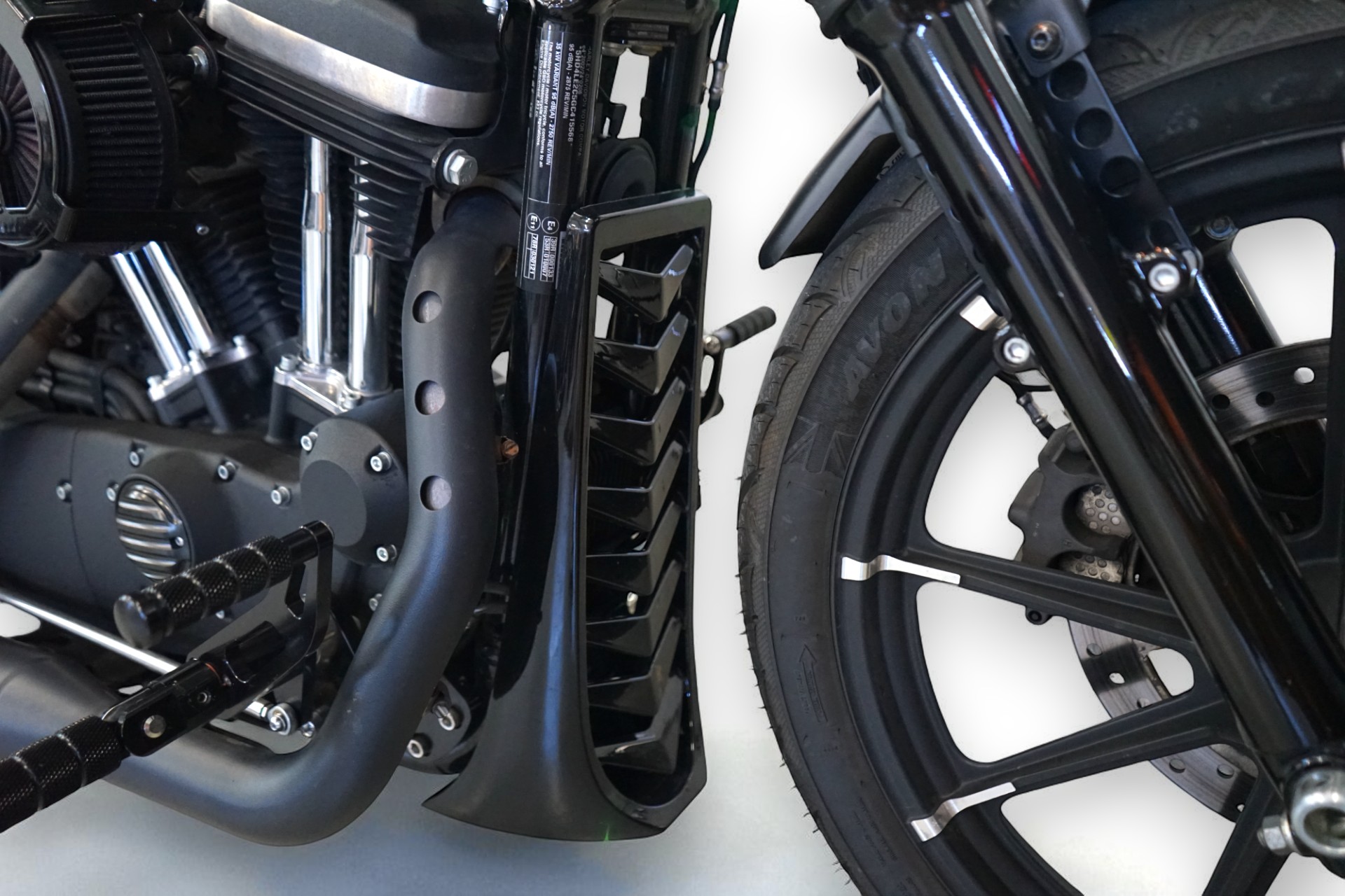 HARLEY-DAVIDSON XL 883 N Sportster Iron ABS-image-10