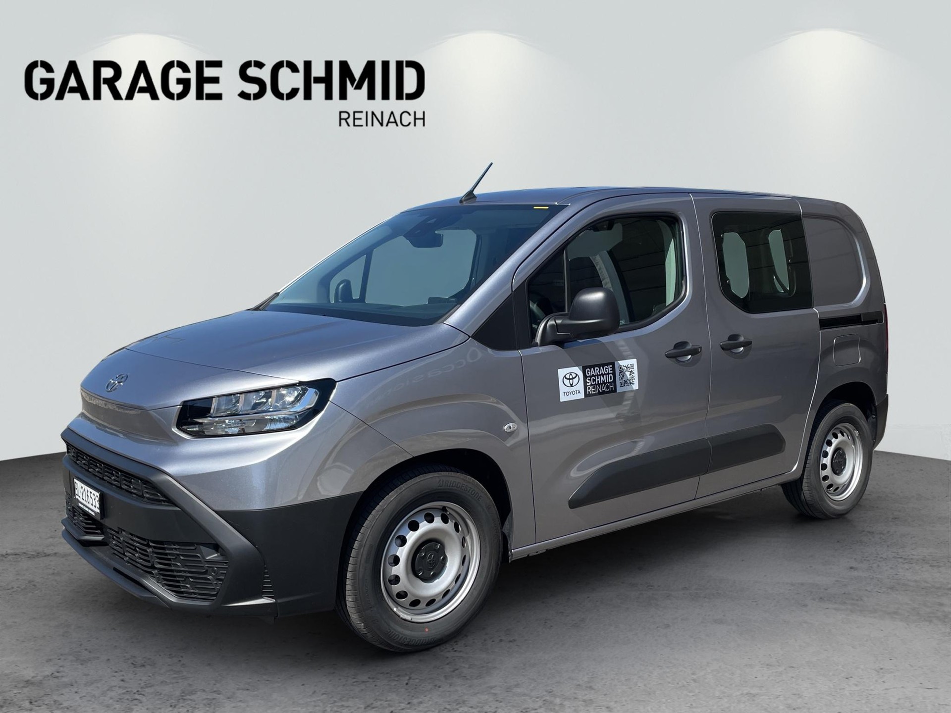 TOYOTA PROACE CITY Van L1 52KWh Active-showroom-element-2