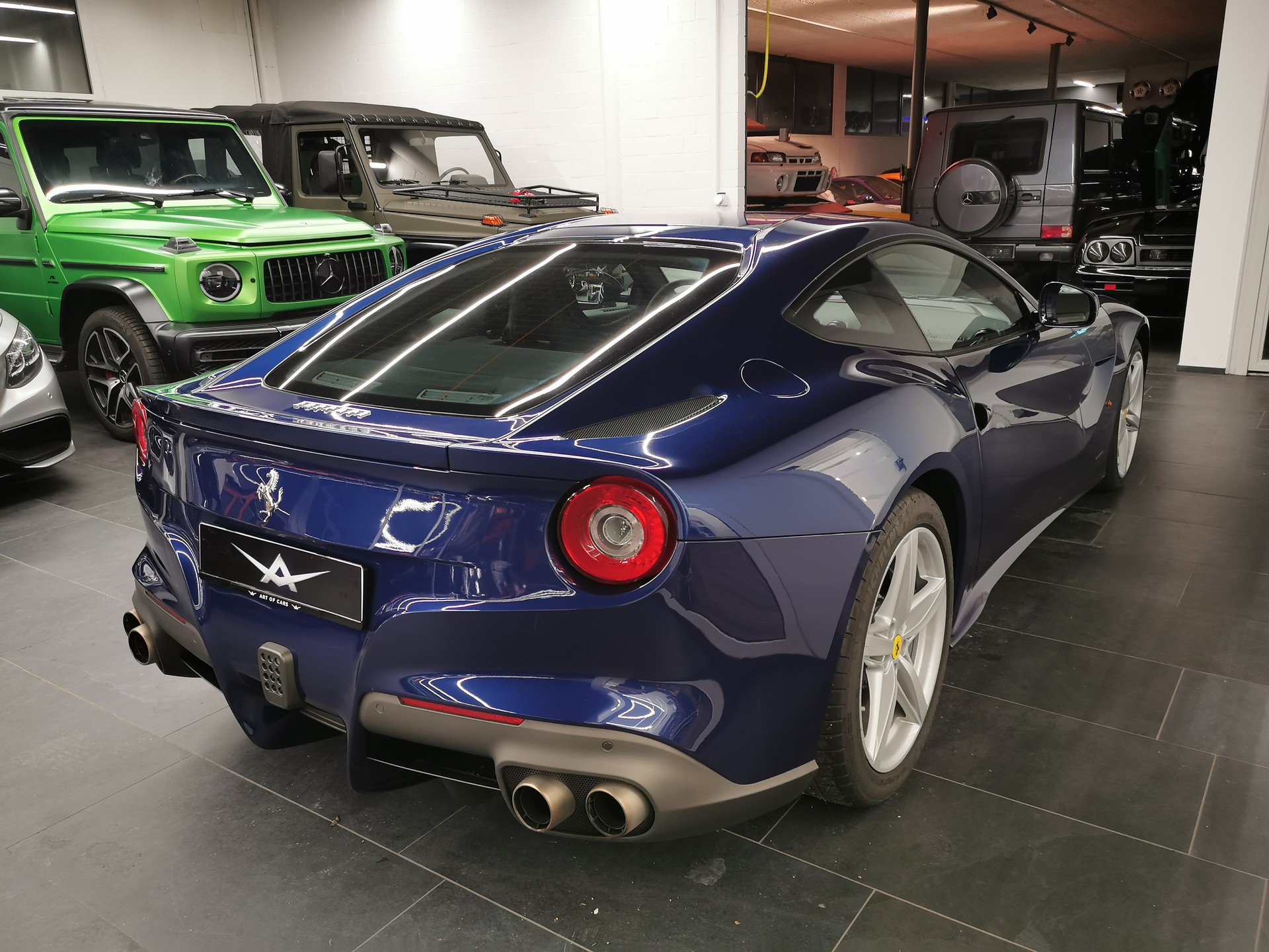 FERRARI F12 Berlinetta blu tour de france FERRARI GARANTIE-image-6