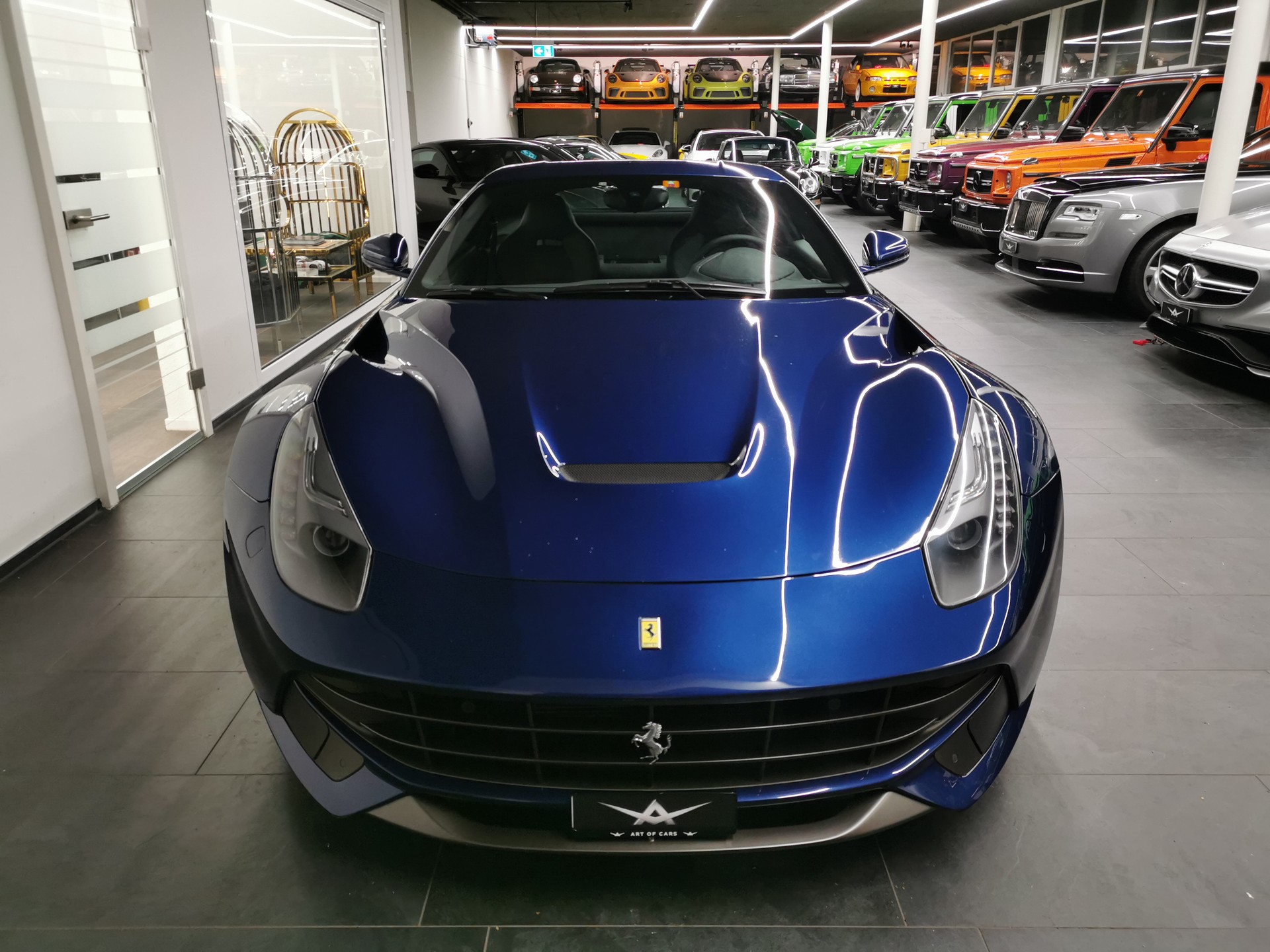 FERRARI F12 Berlinetta blu tour de france FERRARI GARANTIE-image-1