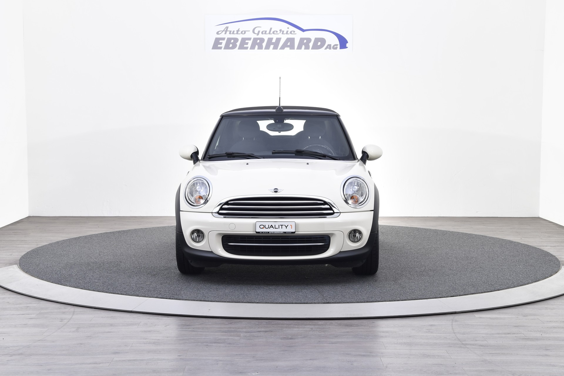 MINI Cooper Cabriolet-image-7