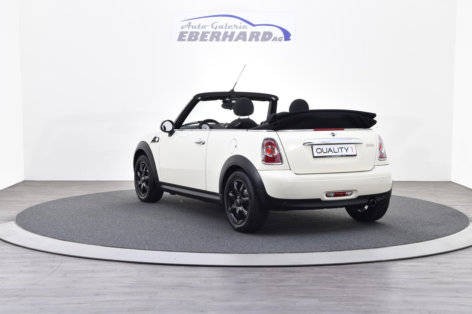 MINI Cooper Cabriolet-showroom-element-2