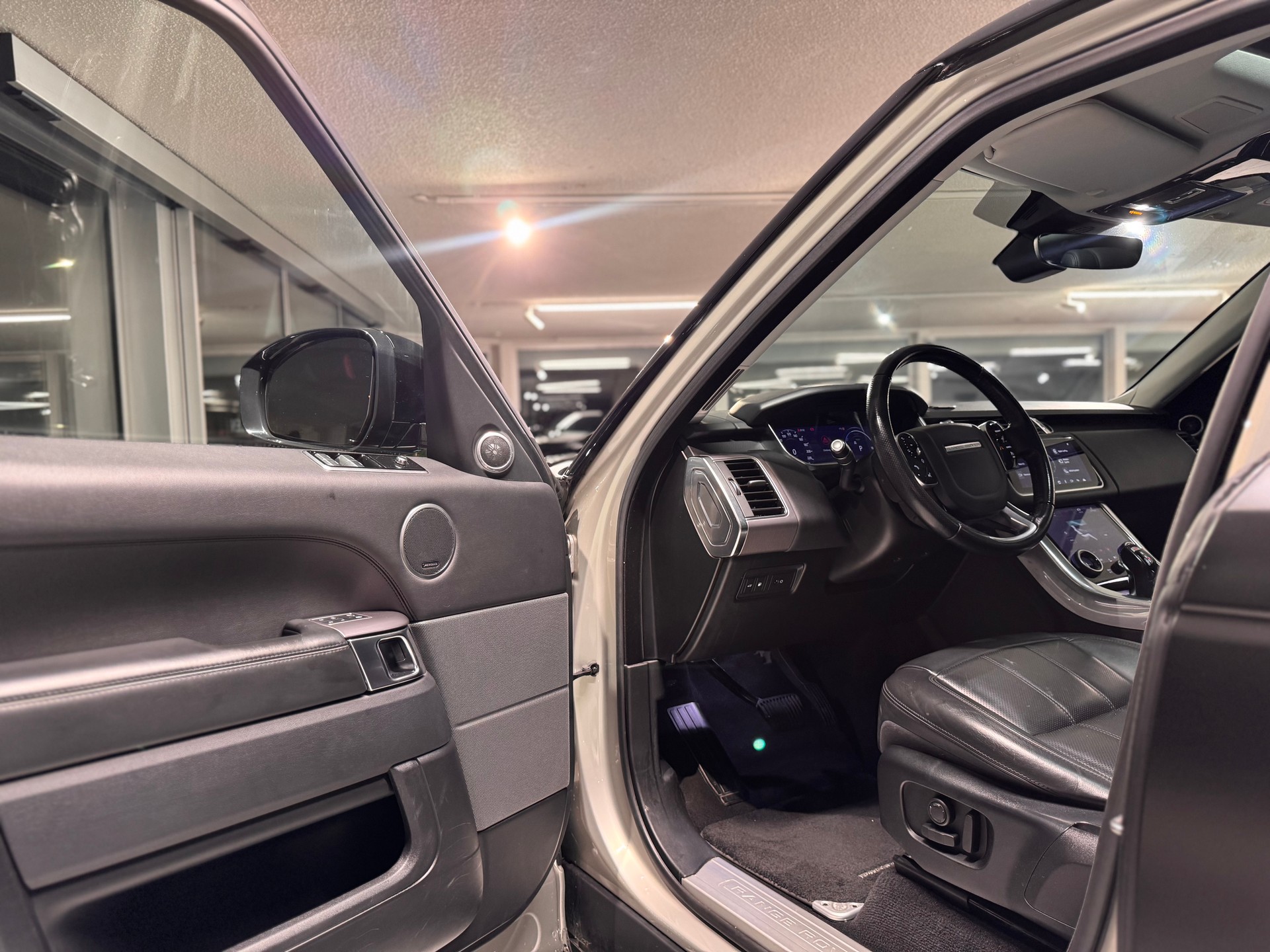 LAND ROVER Range Rover Sport P400e 2.0 I4 PHEV HSE Automatic-image-12