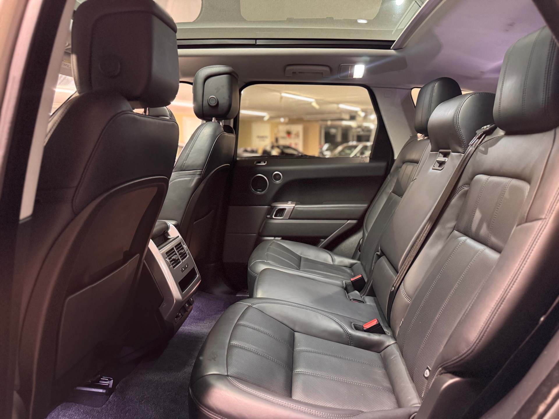 LAND ROVER Range Rover Sport P400e 2.0 I4 PHEV HSE Automatic-image-17