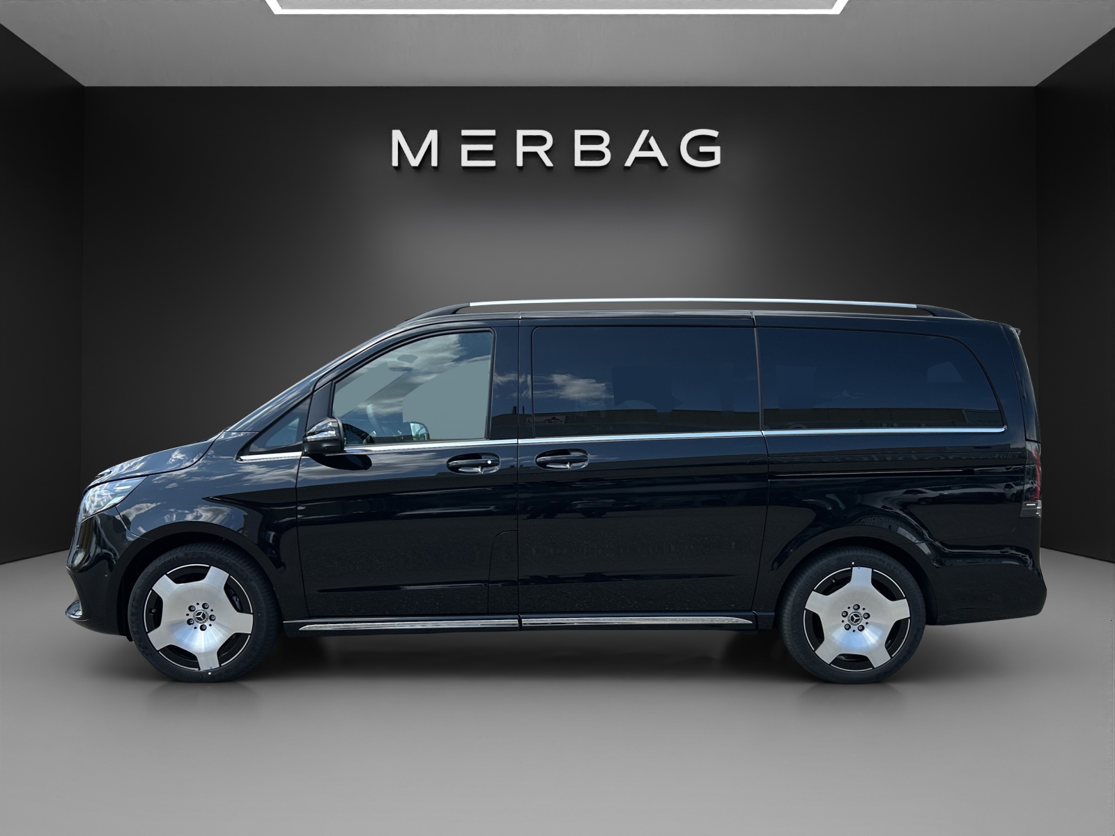 MERCEDES-BENZ V 300 d lang Exclusive 4Matic 9G-Tronic-image-2